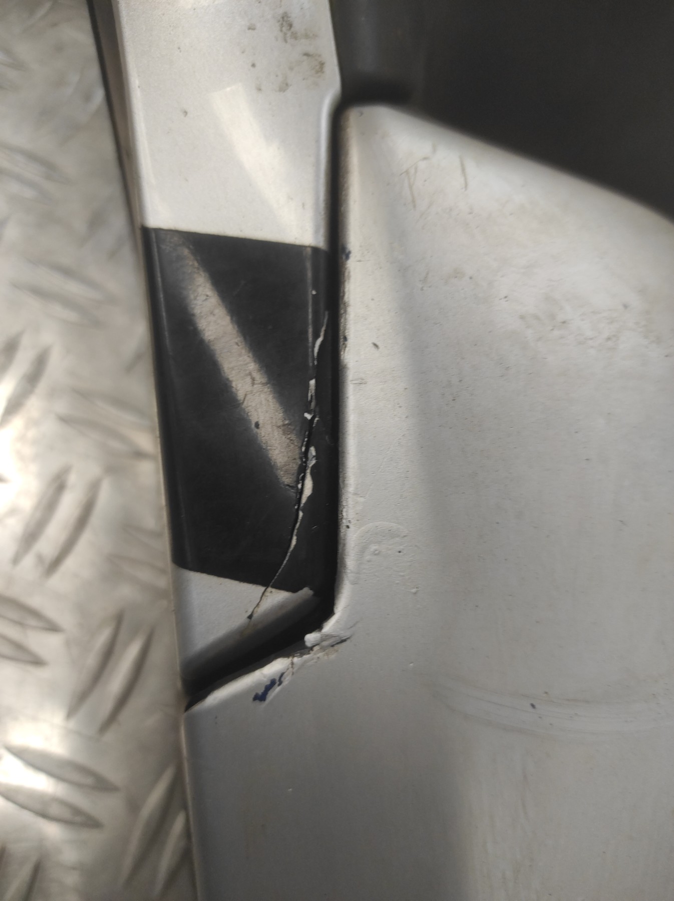 Retroviseur gauche SUZUKI – 8470262JBOZCC