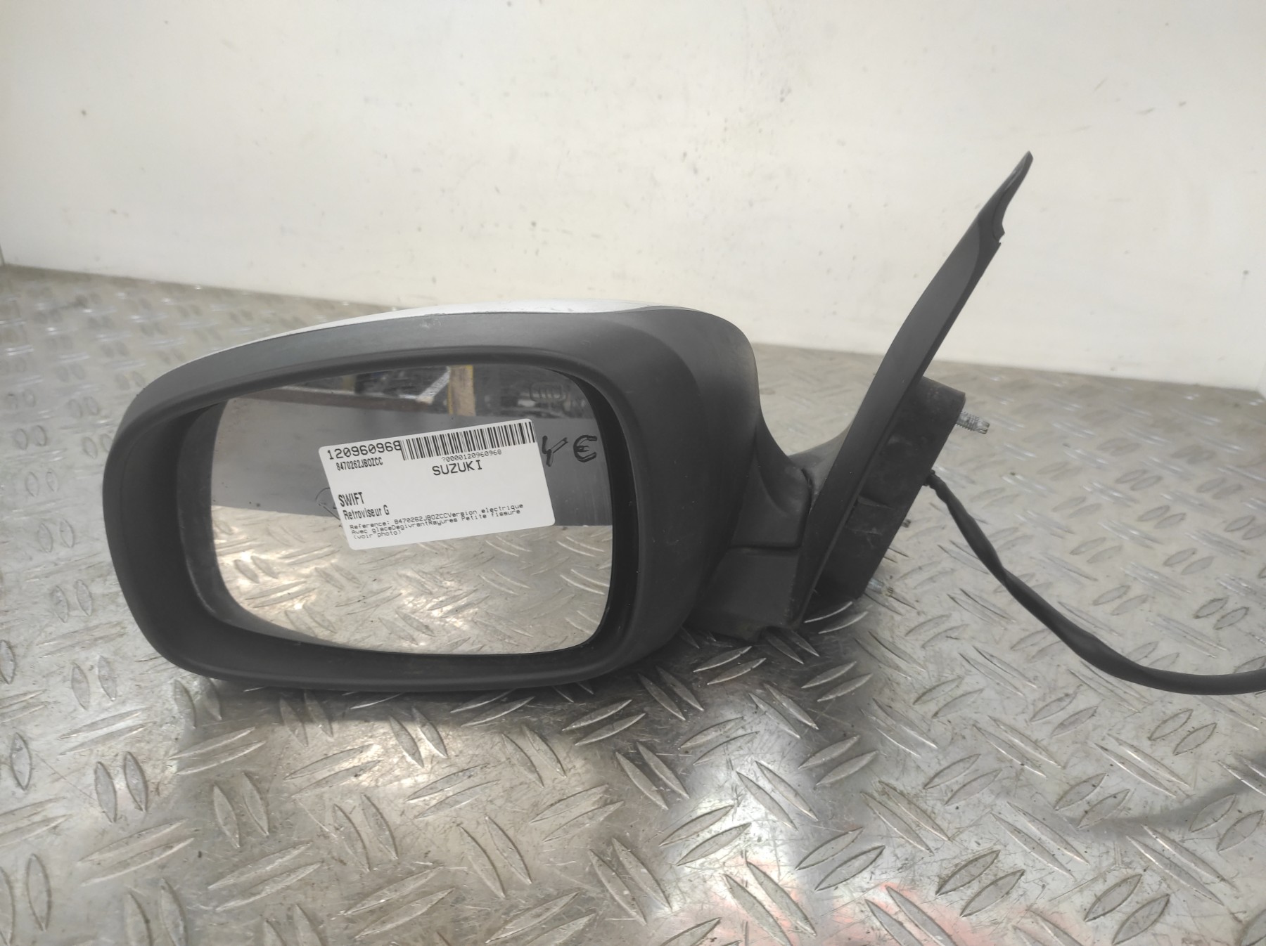 Retroviseur gauche SUZUKI – 8470262JBOZCC