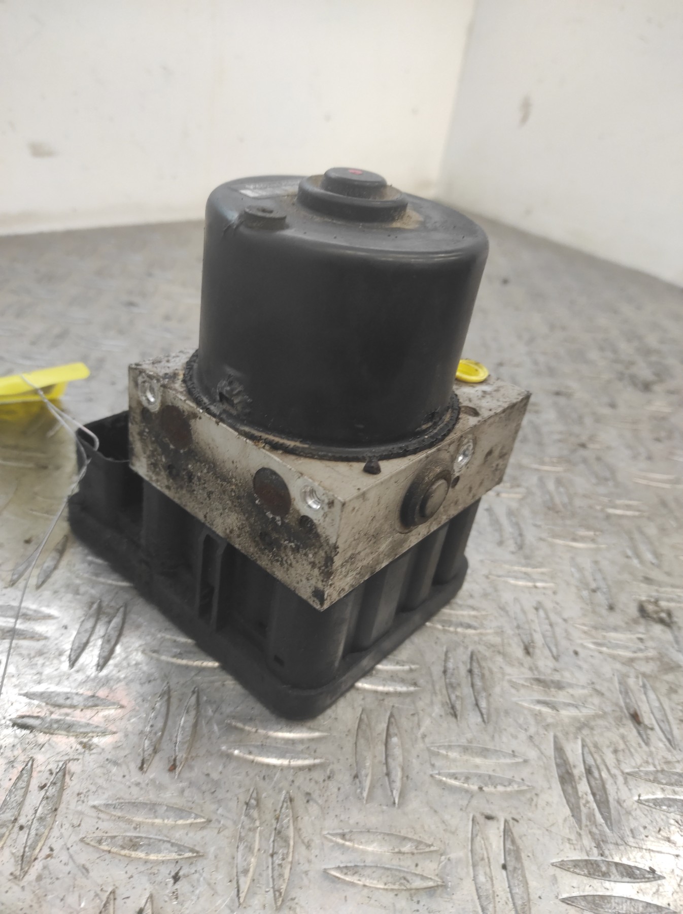 Bloc ABS (freins anti-blocage) PEUGEOT 1007 – 9654777580