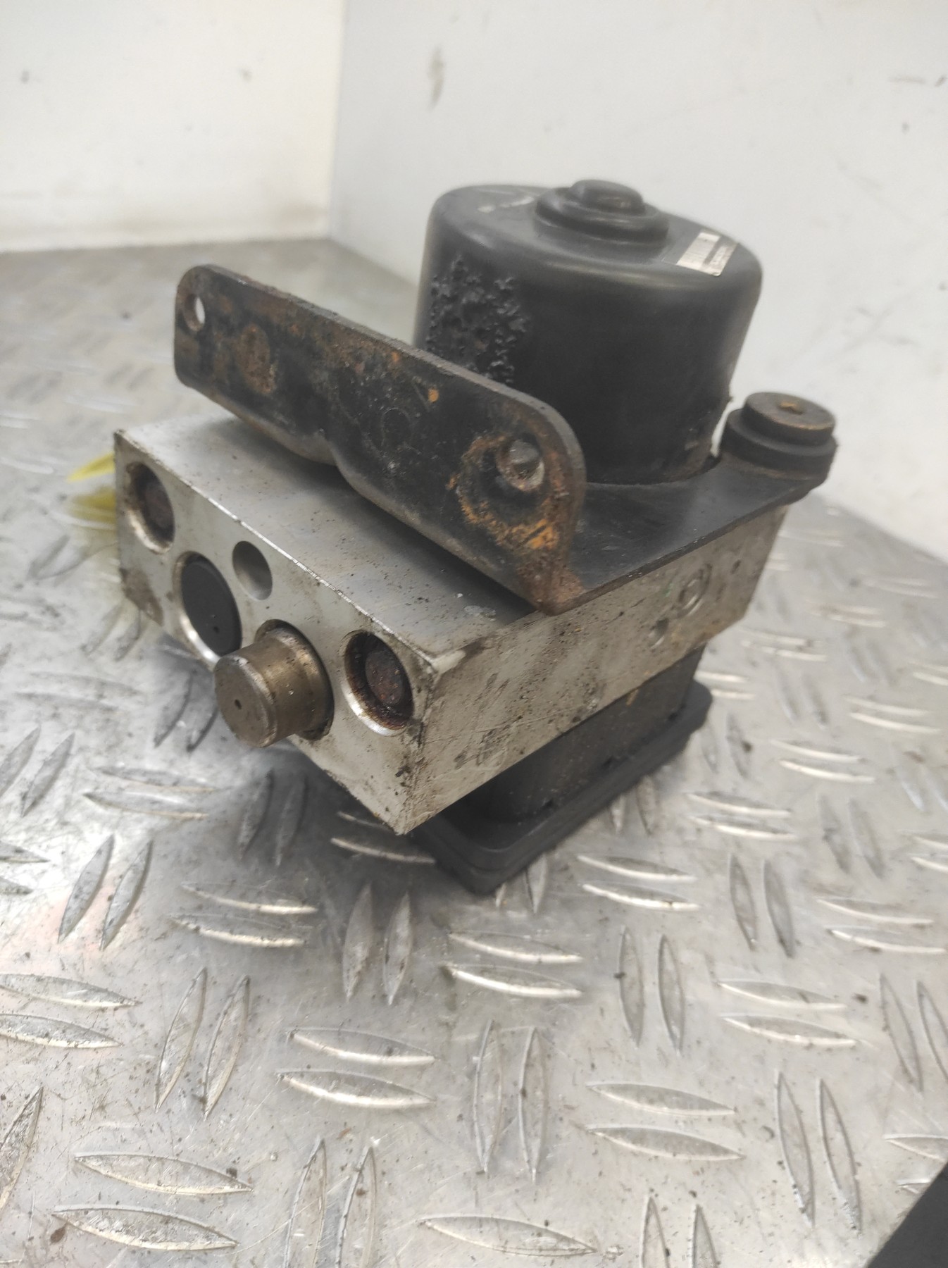 Bloc ABS (freins anti-blocage) SSANGYONG REXTON 1 PHASE 1 – 4891021200