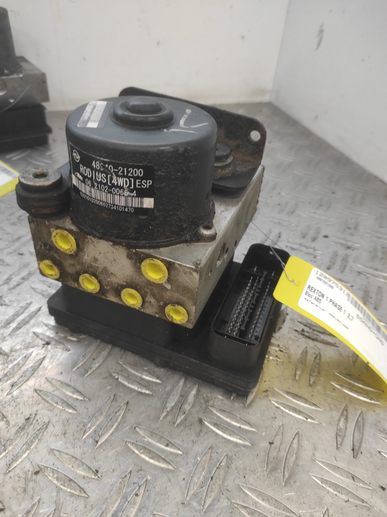 Bloc ABS (freins anti-blocage) SSANGYONG REXTON 1 PHASE 1 – 4891021200