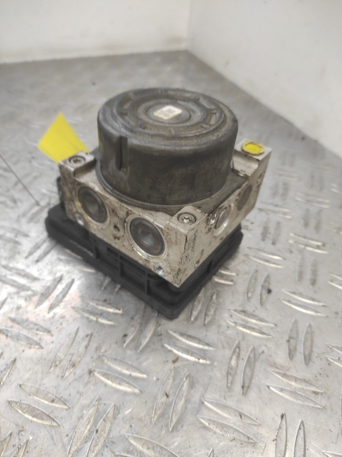 Bloc ABS (freins anti-blocage) PEUGEOT 208 1 PHASE 1 – 9802460980