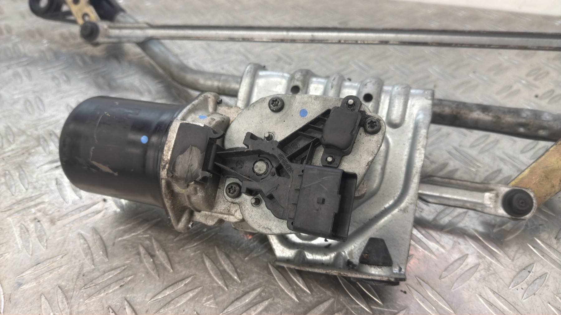 Moteur essuie glace avant RENAULT SCENIC 2 PHASE 2 – 8200327016