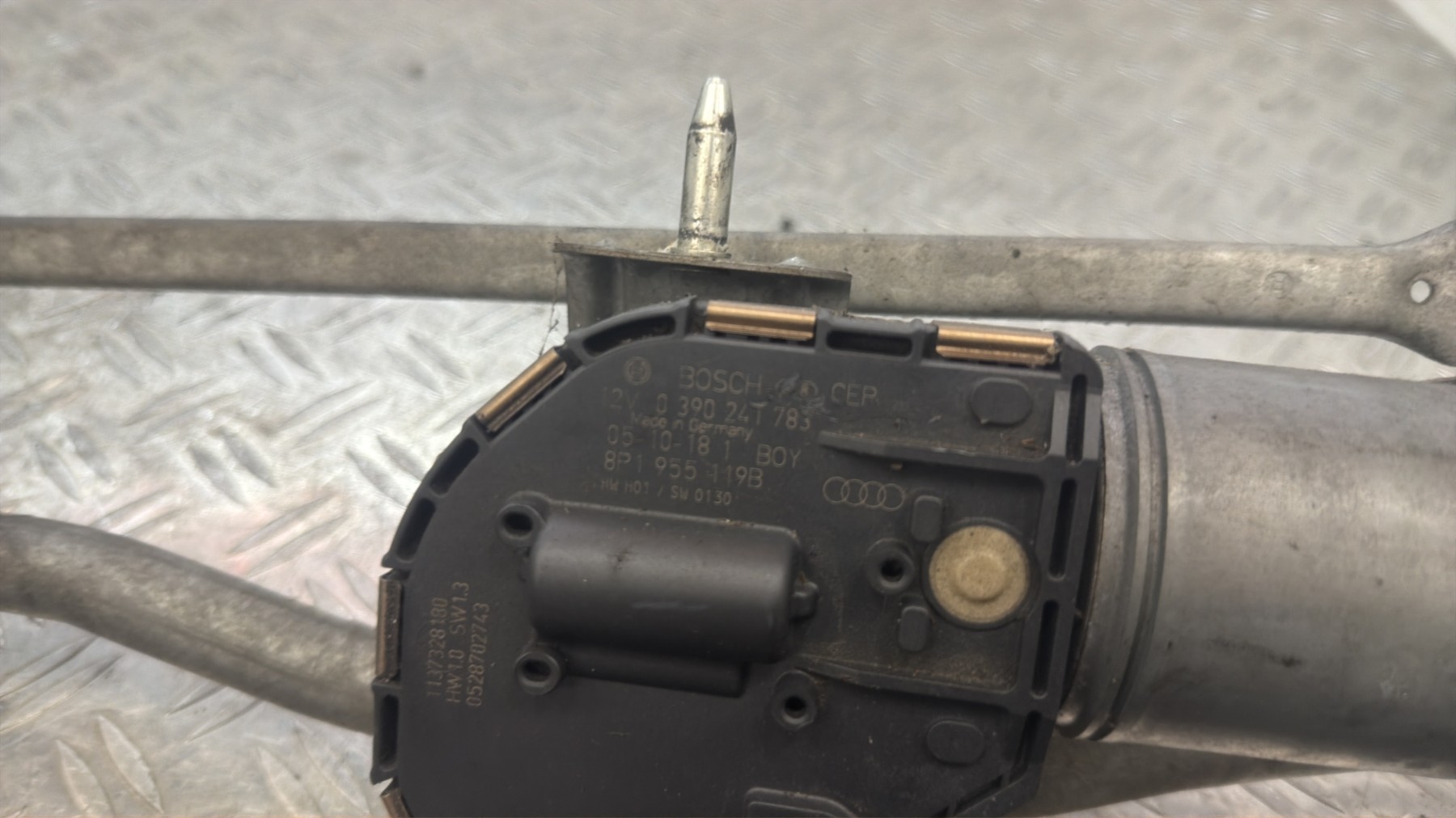 Moteur essuie glace avant AUDI A3 2 PHASE 1 – 8P1955119B