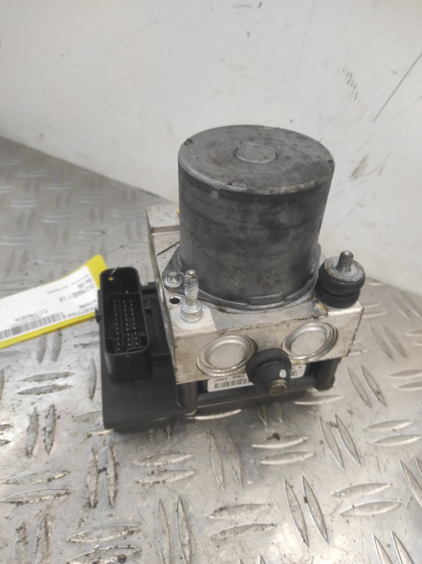 Bloc ABS (freins anti-blocage) CITROEN C4 2 PHASE 1 – 9677024980