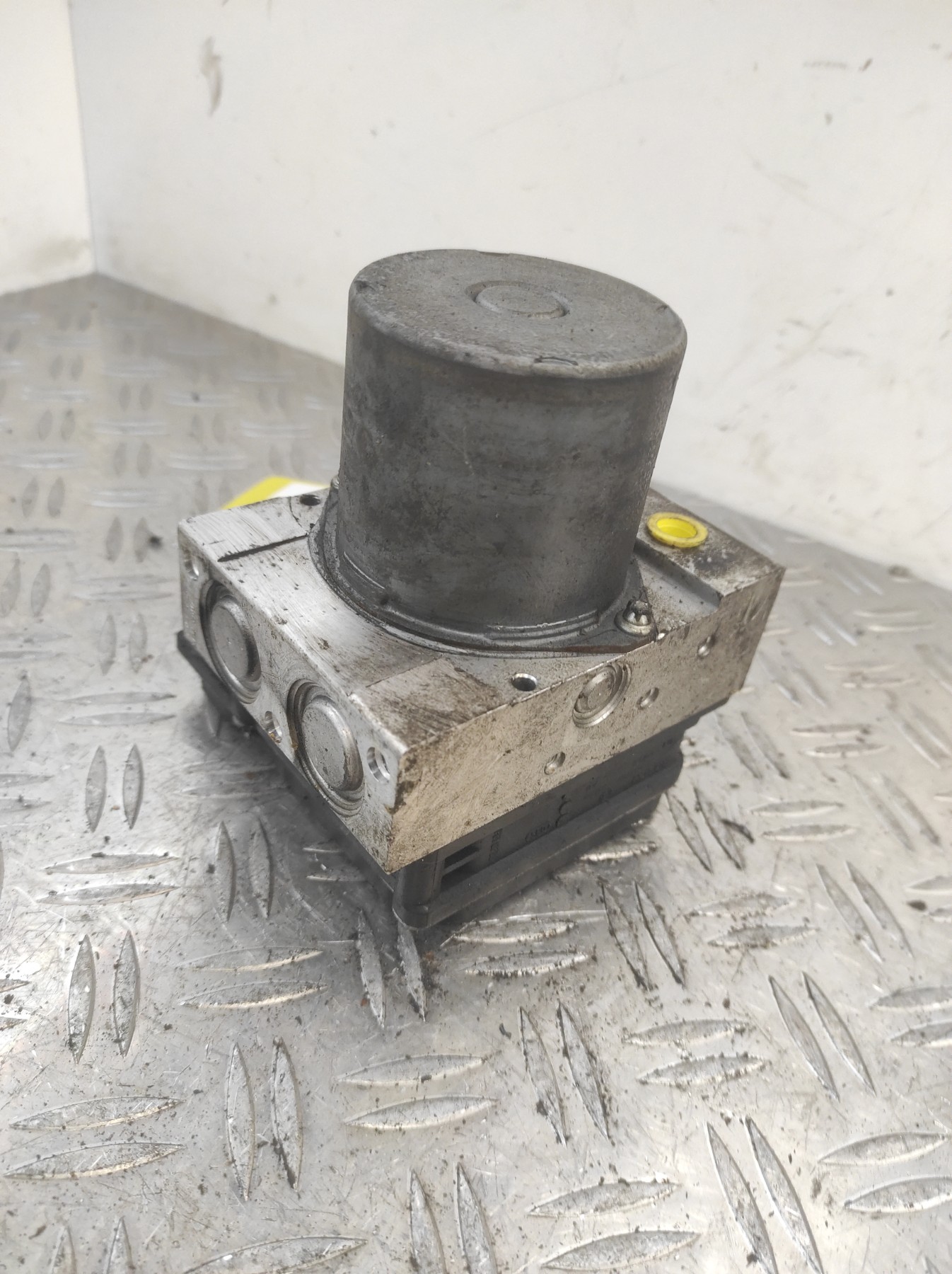 Bloc ABS (freins anti-blocage) MERCEDES SPRINTER 2 PHASE 1 – 265234099