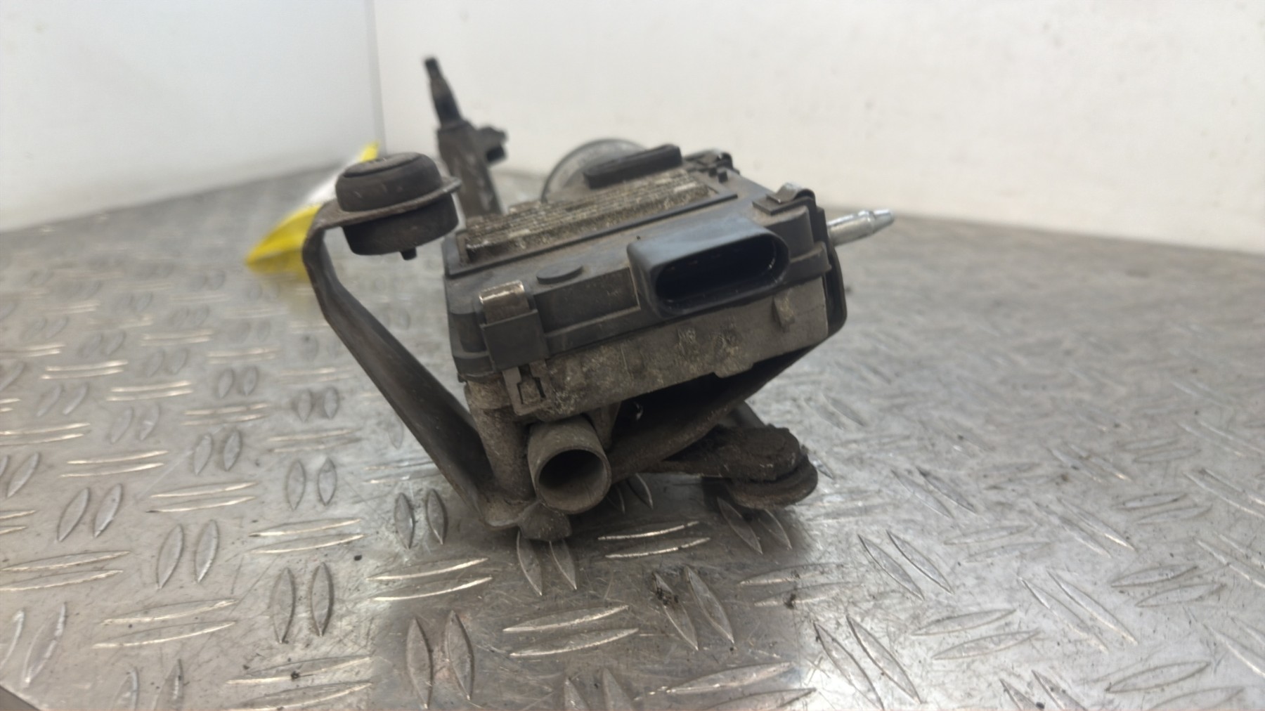 Moteur essuie glace avant droit VOLKSWAGEN TOURAN 1 PHASE 1 – 1T0955120