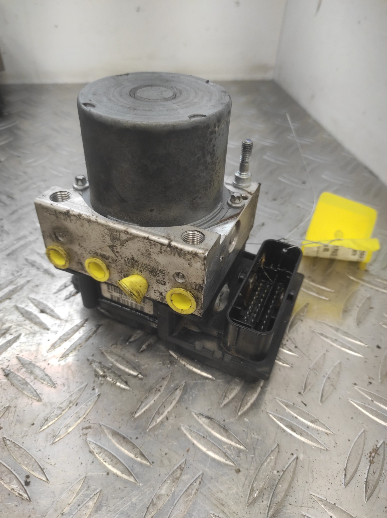 Bloc ABS (freins anti-blocage) CITROEN C4 1 PHASE 1 COUPE – 9661886780