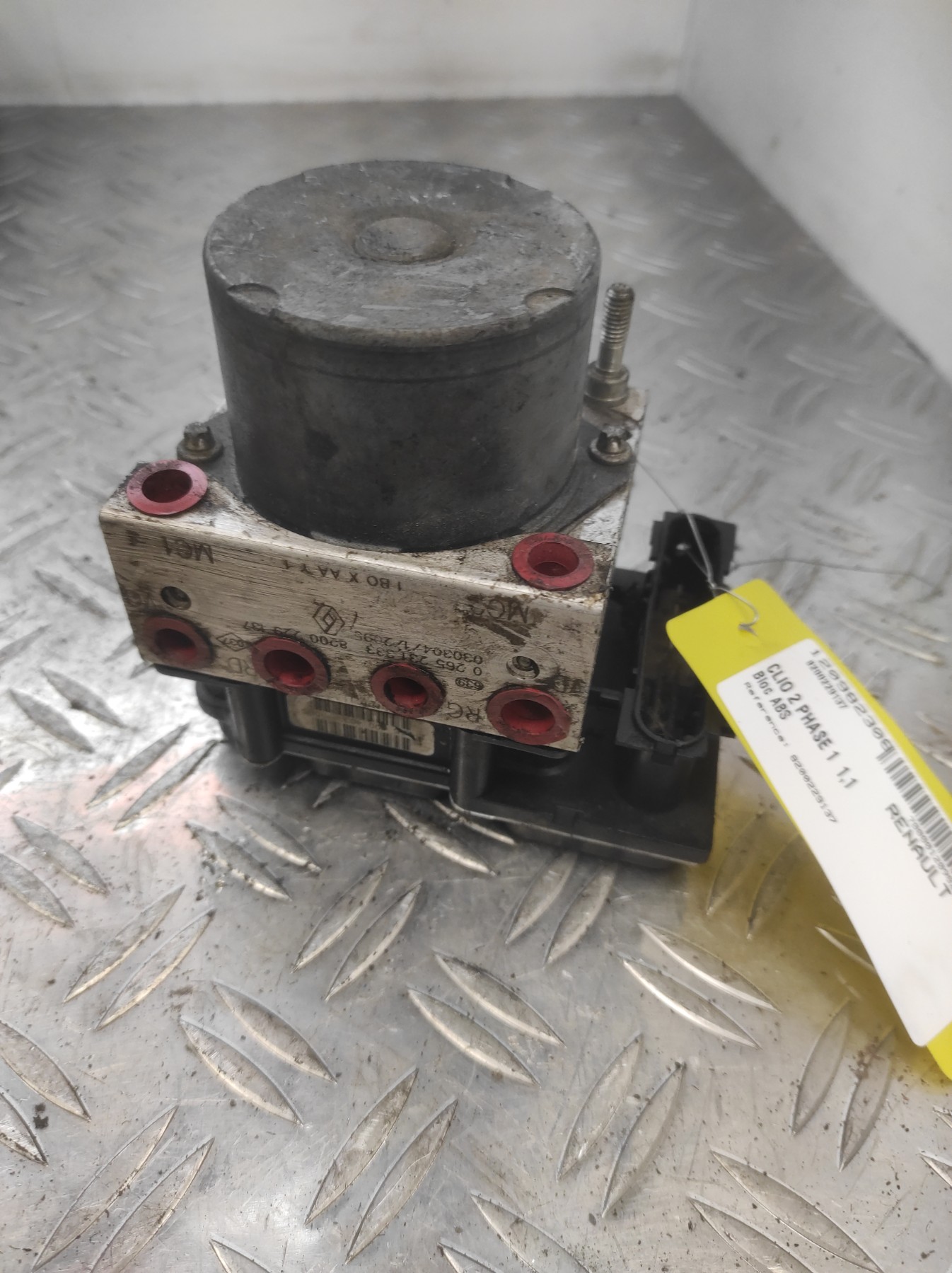 Bloc ABS (freins anti-blocage) RENAULT CLIO 2 PHASE 1 – 8200229137