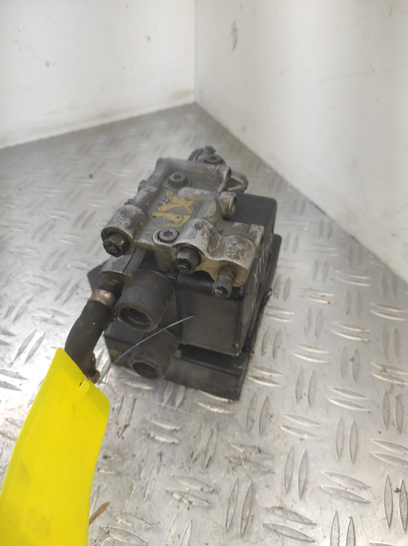 Bloc ABS (freins anti-blocage) CITROEN XM PHASE 2 – 9620135480