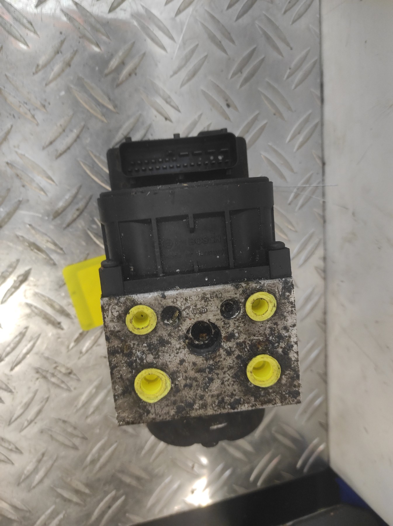 Bloc ABS (freins anti-blocage) CITROEN XSARA – 273004353