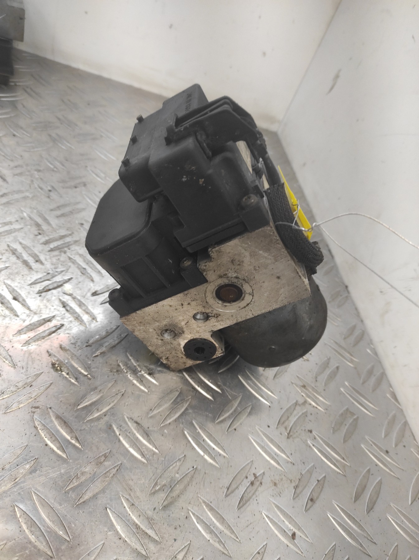 Bloc ABS (freins anti-blocage) CITROEN XSARA – 273004353