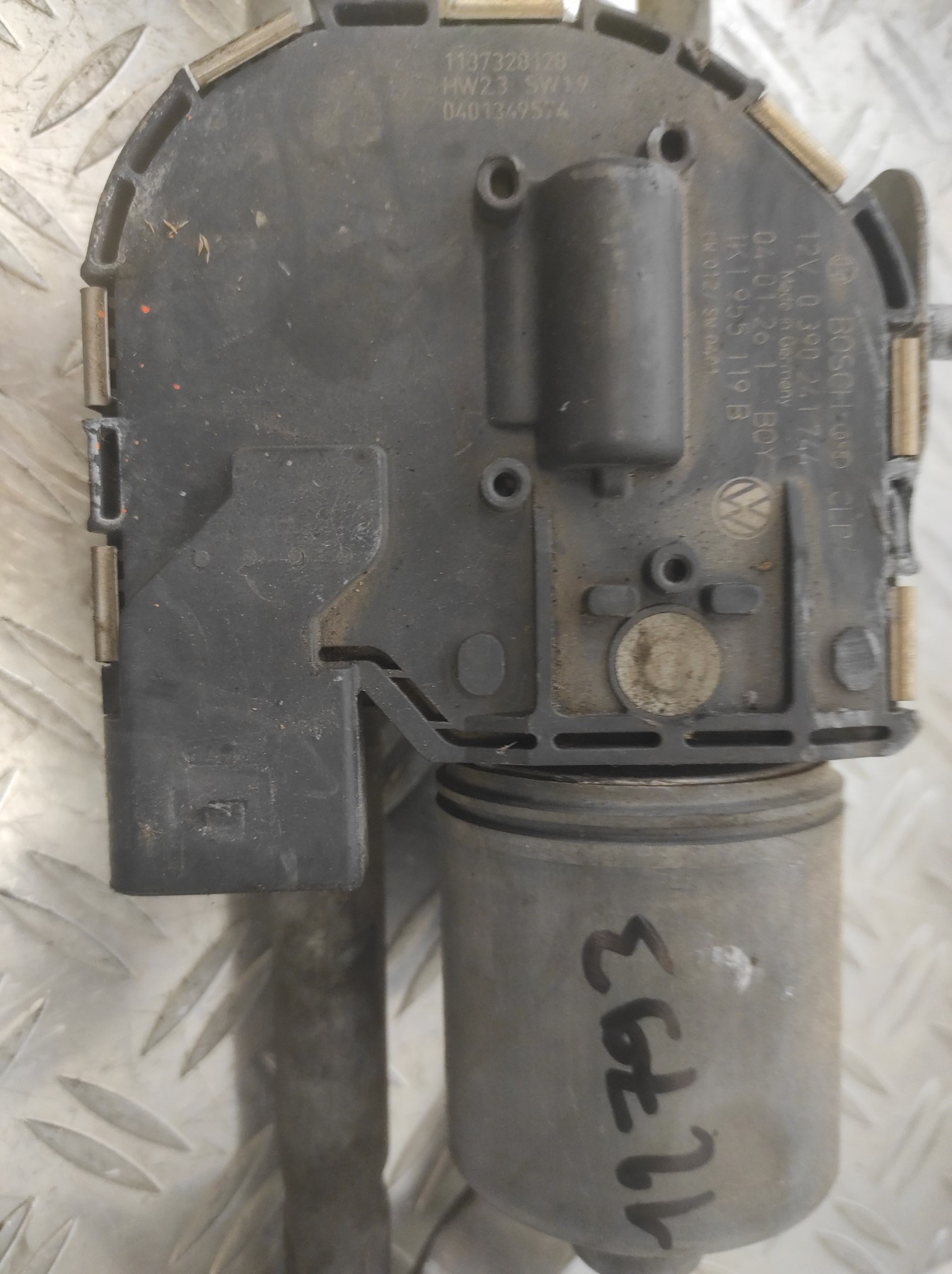 Moteur essuie glace avant VOLKSWAGEN GOLF 5 – 1K1955119B