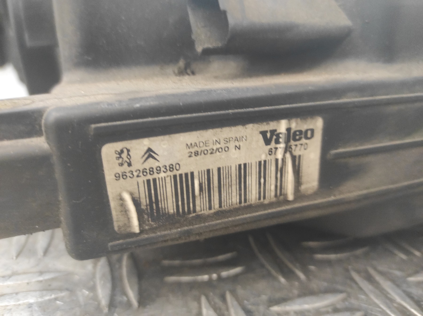 Optique avant principal gauche (feux)(phare) PEUGEOT 206 PHASE 1 – 9632689380