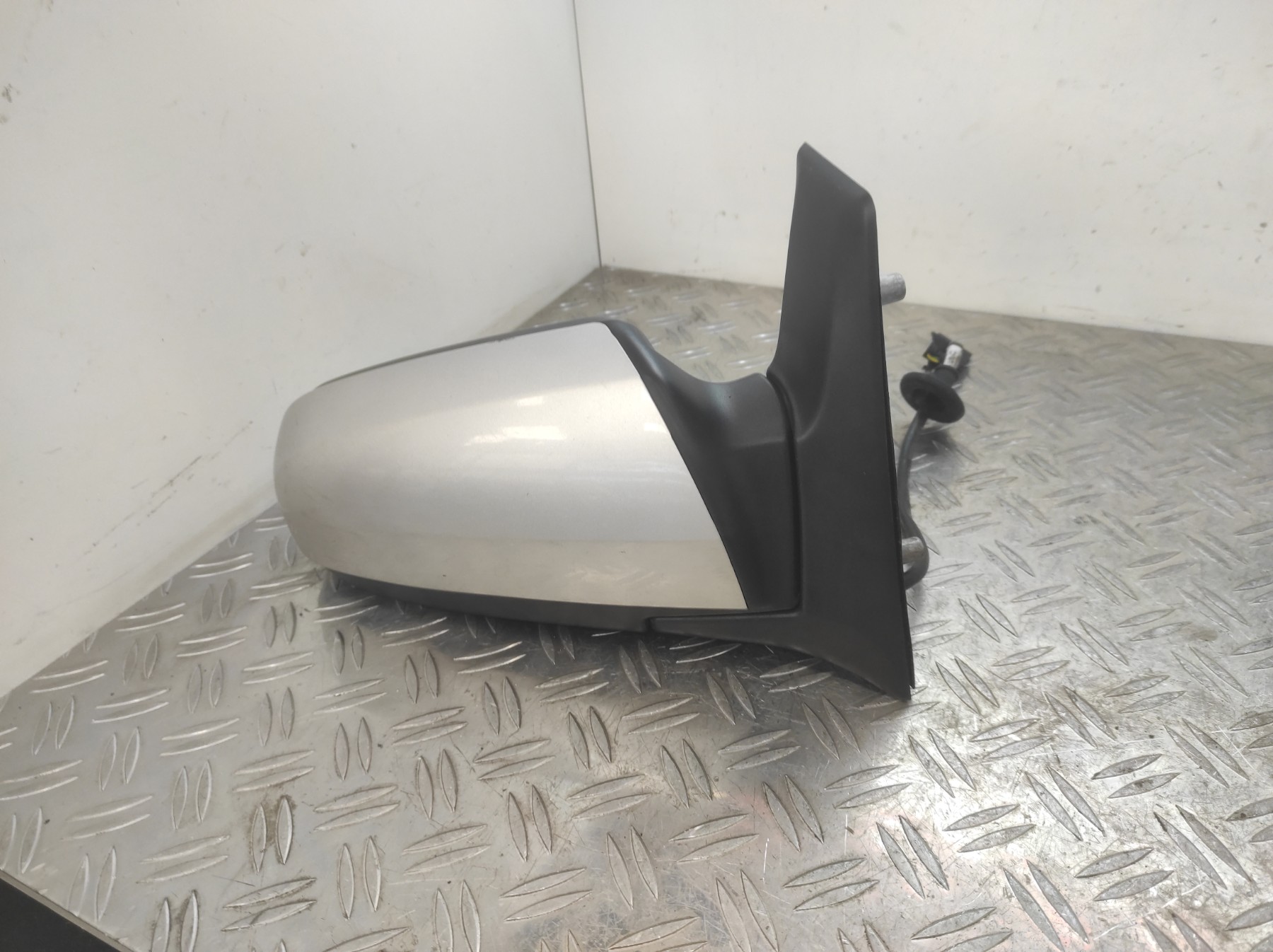 Retroviseur droit OPEL ZAFIRA B PHASE 2 – 13131974