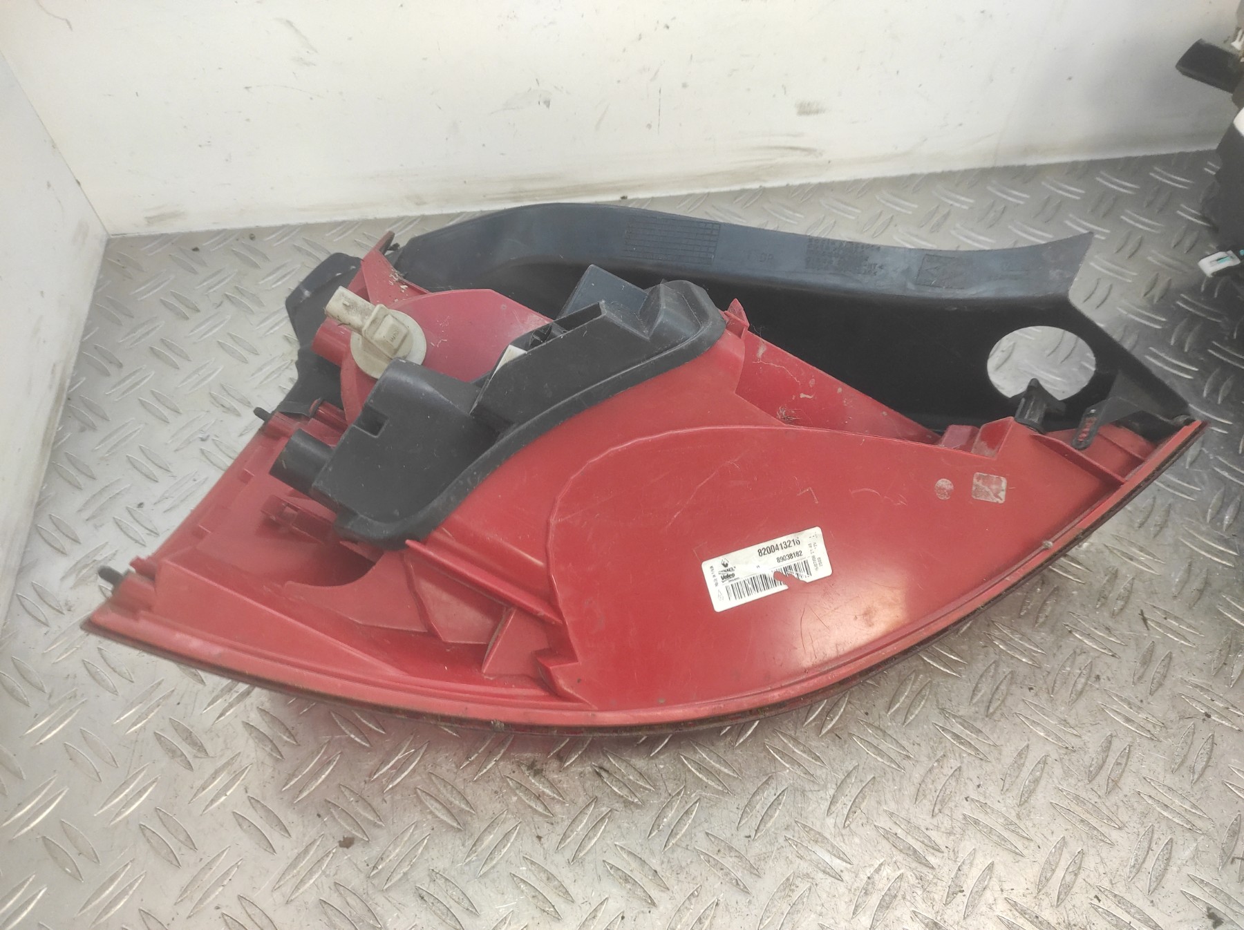 Feu arriere principal droit (feux) RENAULT MEGANE 2 PHASE 1 – 8200413216
