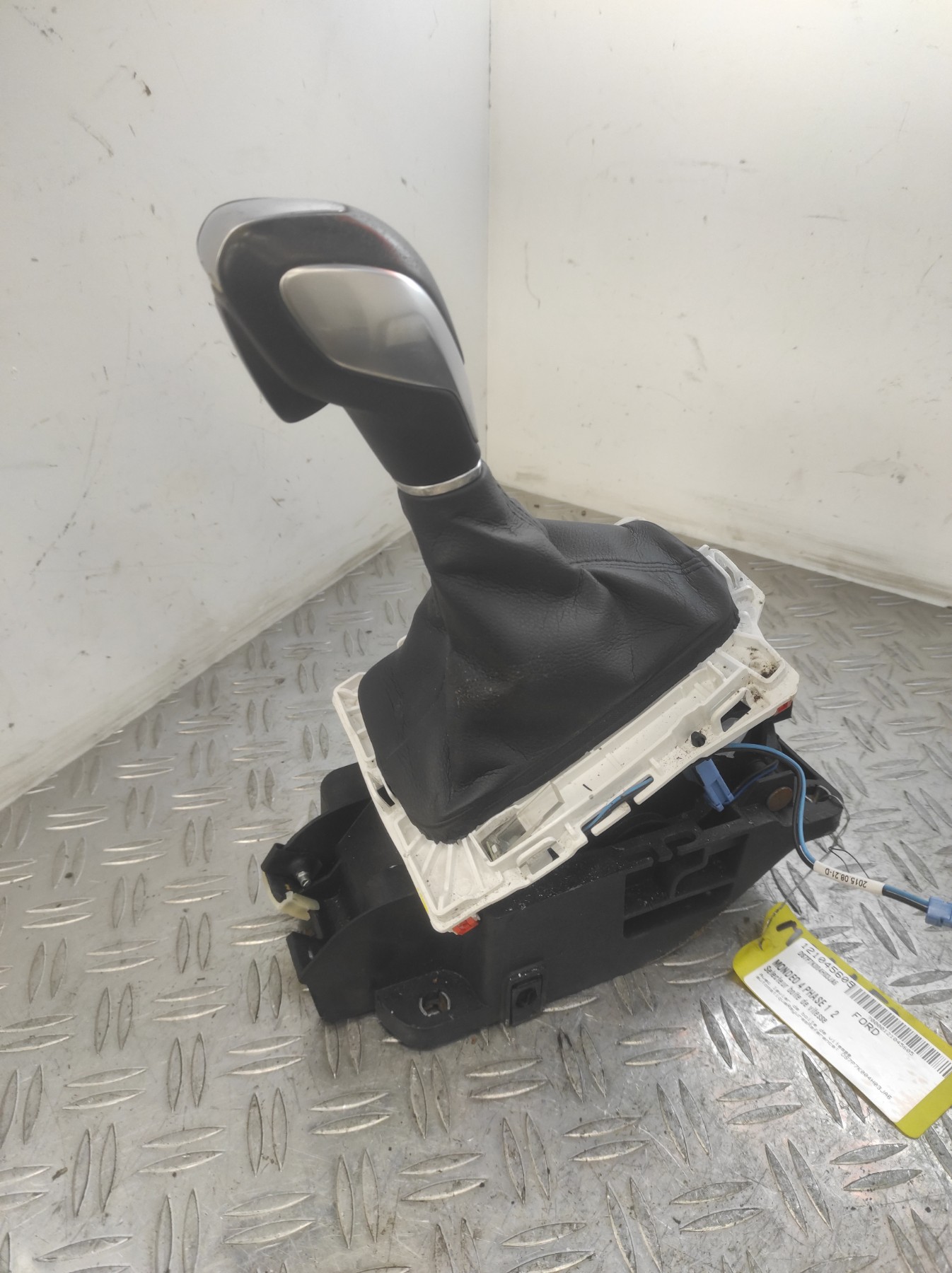 Selecteur boite de vitesse FORD MONDEO 4 PHASE 1 – DS7P7K004H03JA6