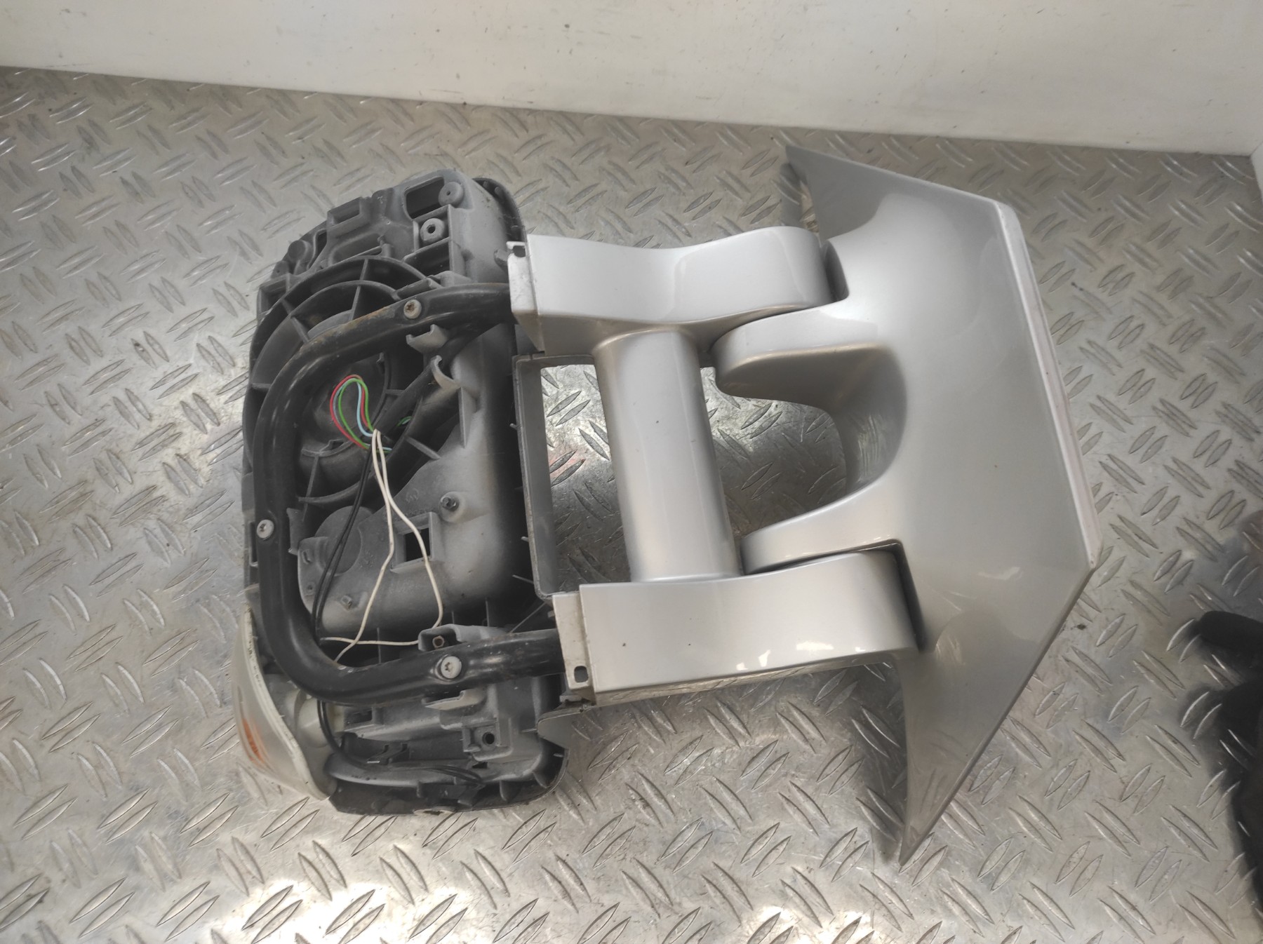 Retroviseur droit RENAULT MASTER 3 PHASE 1 – 963010148R