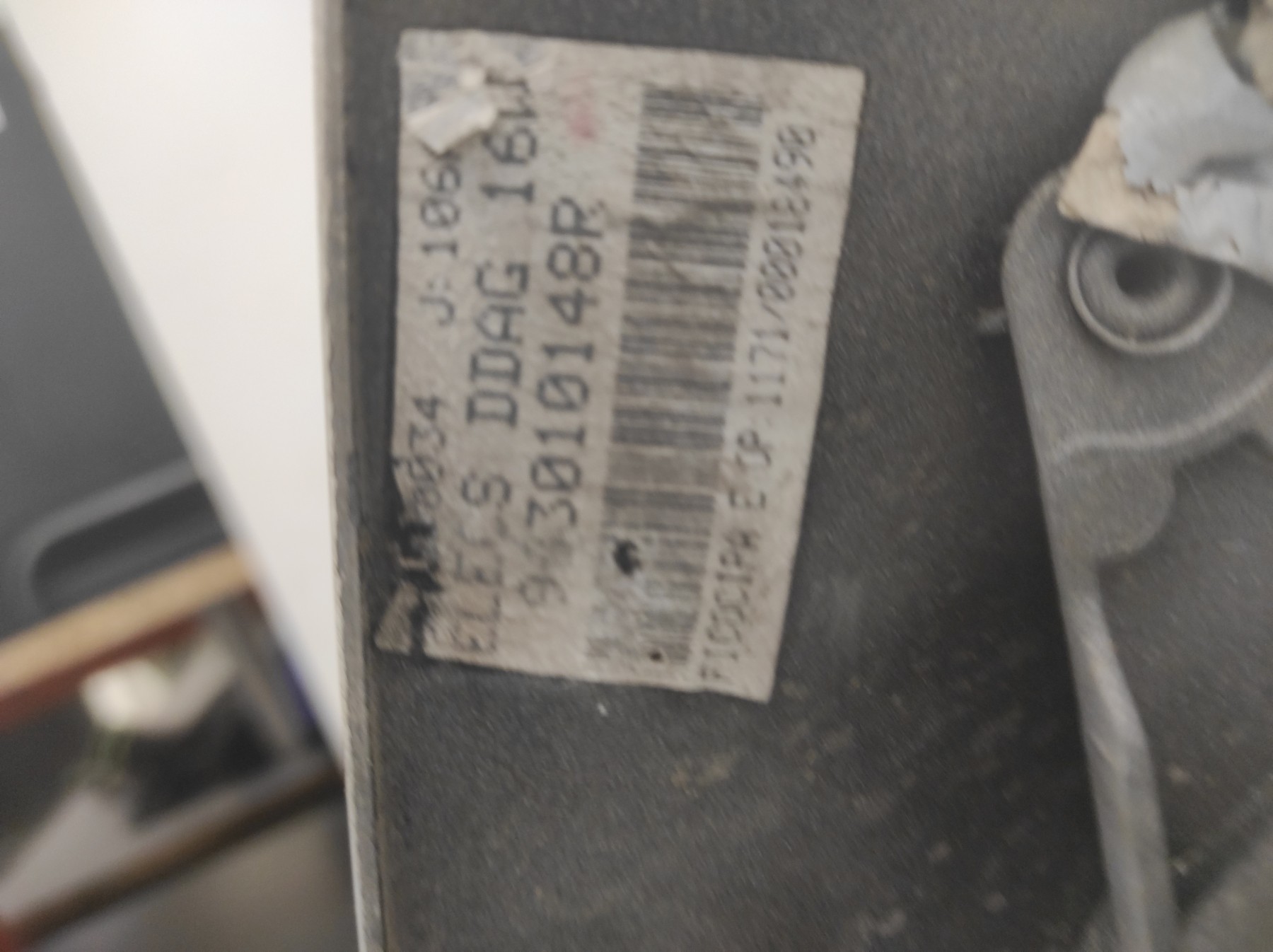 Retroviseur droit RENAULT MASTER 3 PHASE 1 – 963010148R