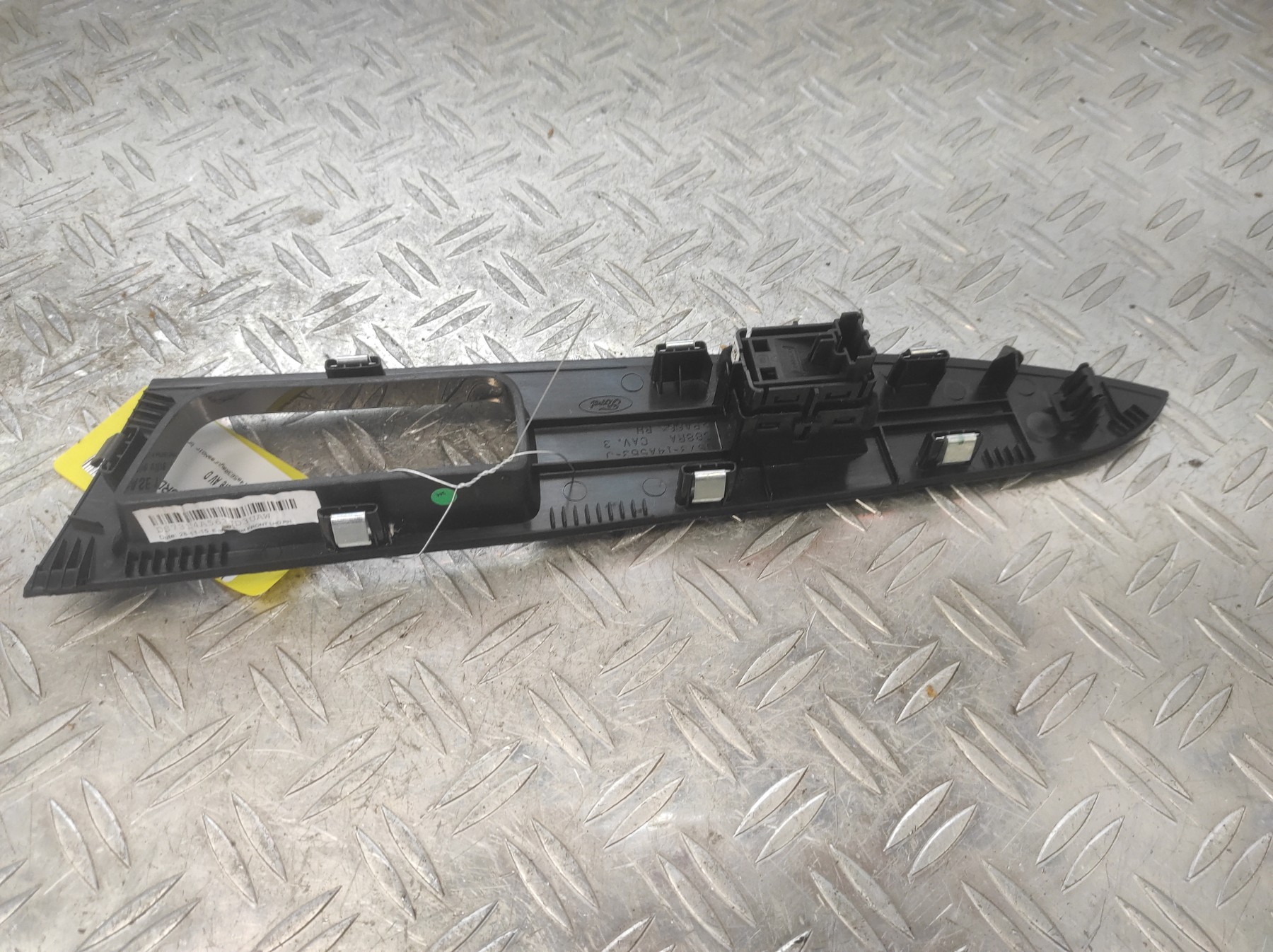 Interrupteur de leve vitre avant droit FORD MONDEO 4 PHASE 1 – ds7314a563