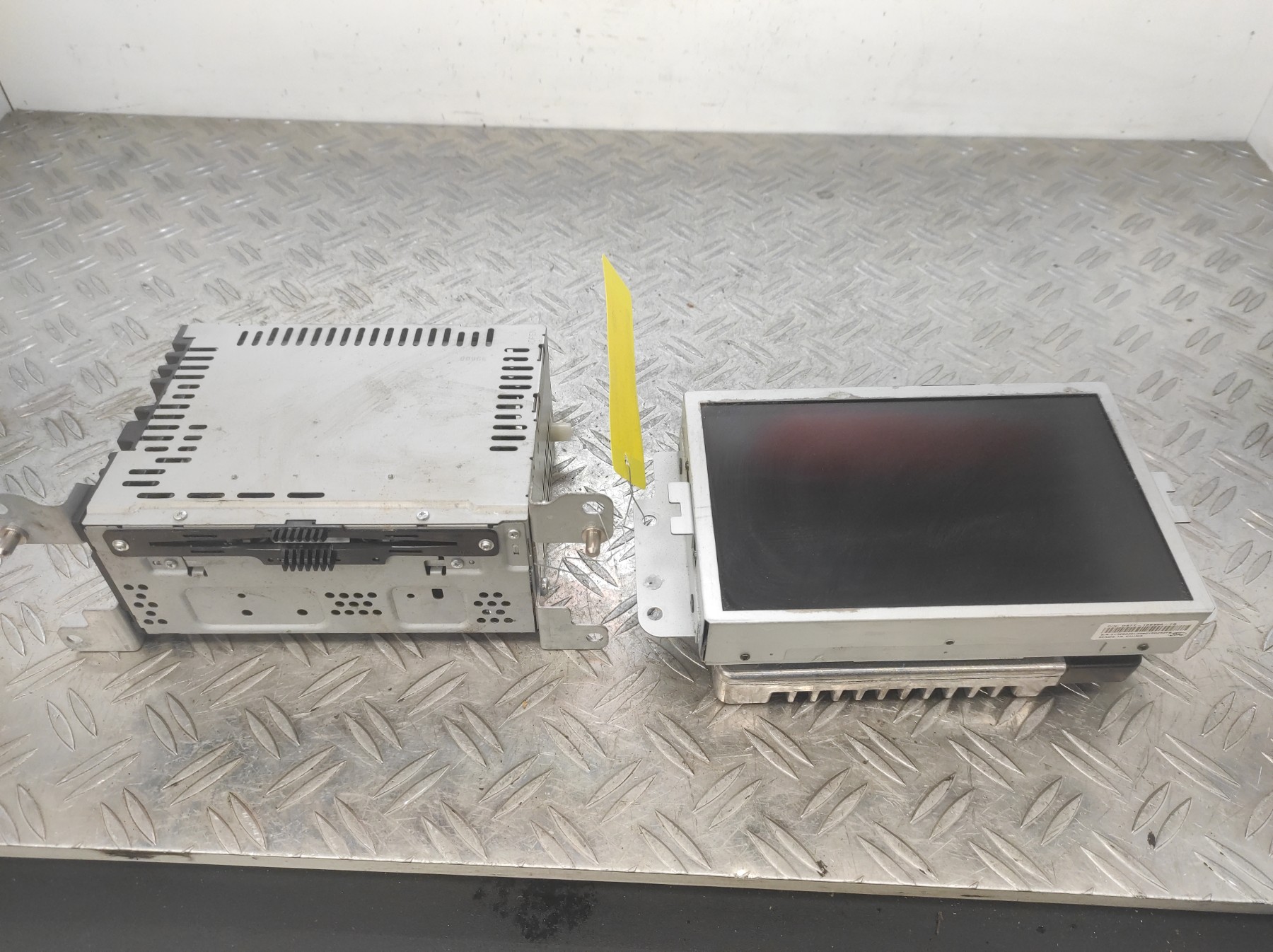 Ecran GPS FORD MONDEO 4 PHASE 1 – AFS28STF02000