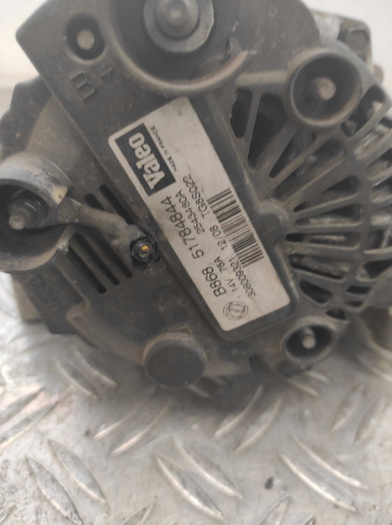 Alternateur OPEL ASTRA H GTC PHASE 1 – 51784844