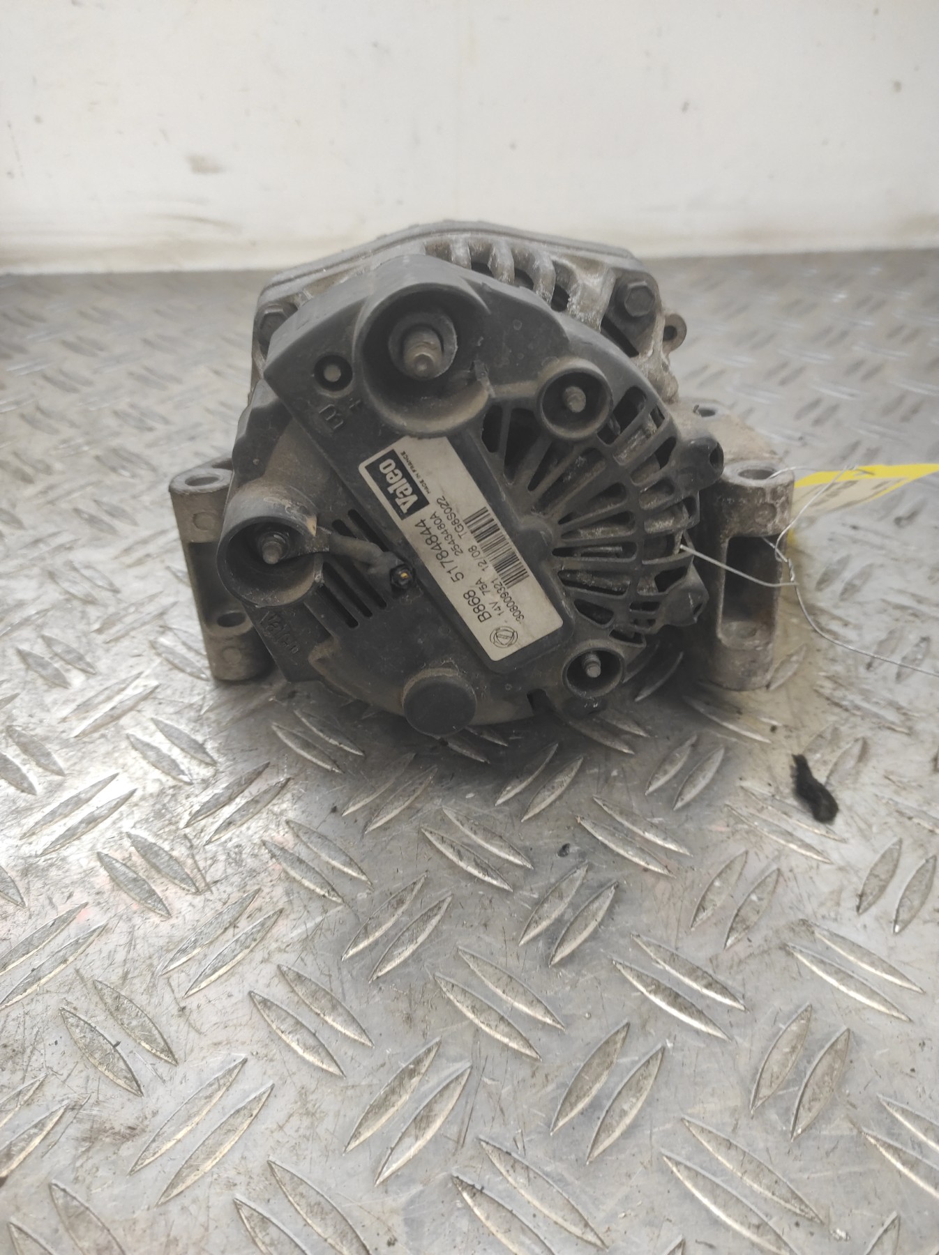 Alternateur OPEL ASTRA H GTC PHASE 1 – 51784844