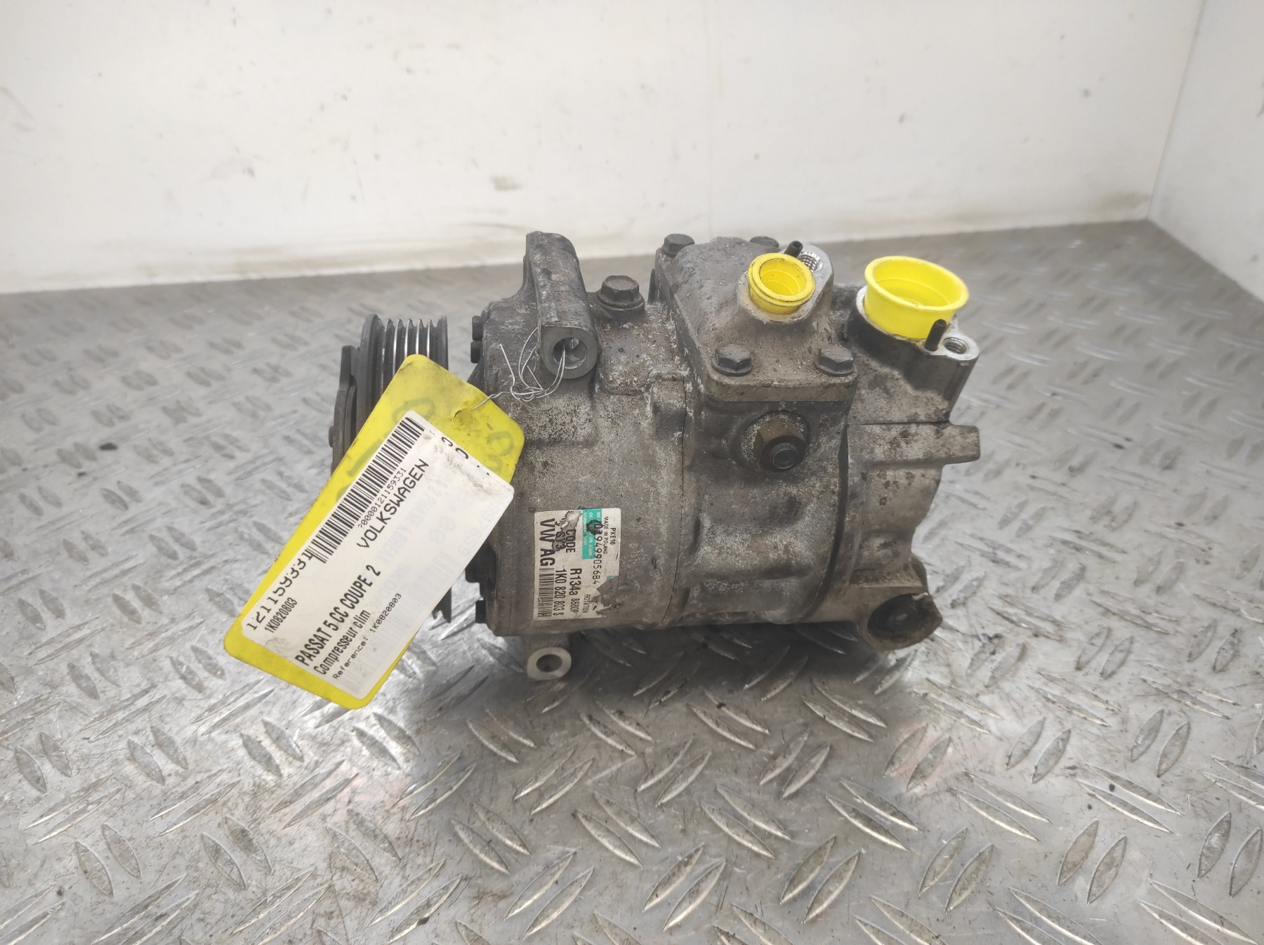 Compresseur clim VOLKSWAGEN PASSAT 5 CC COUPE – 1K0820803