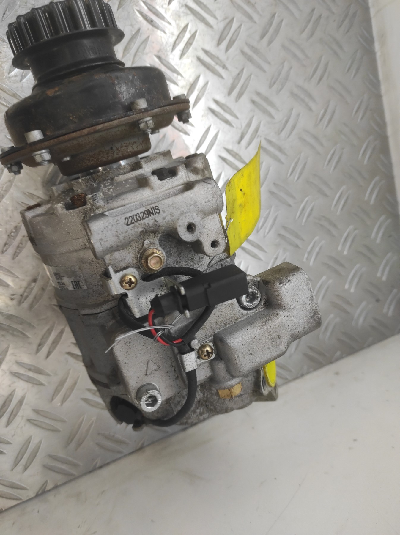 Compresseur clim VOLKSWAGEN TRANSPORTER 5 PHASE 1 – 89063701