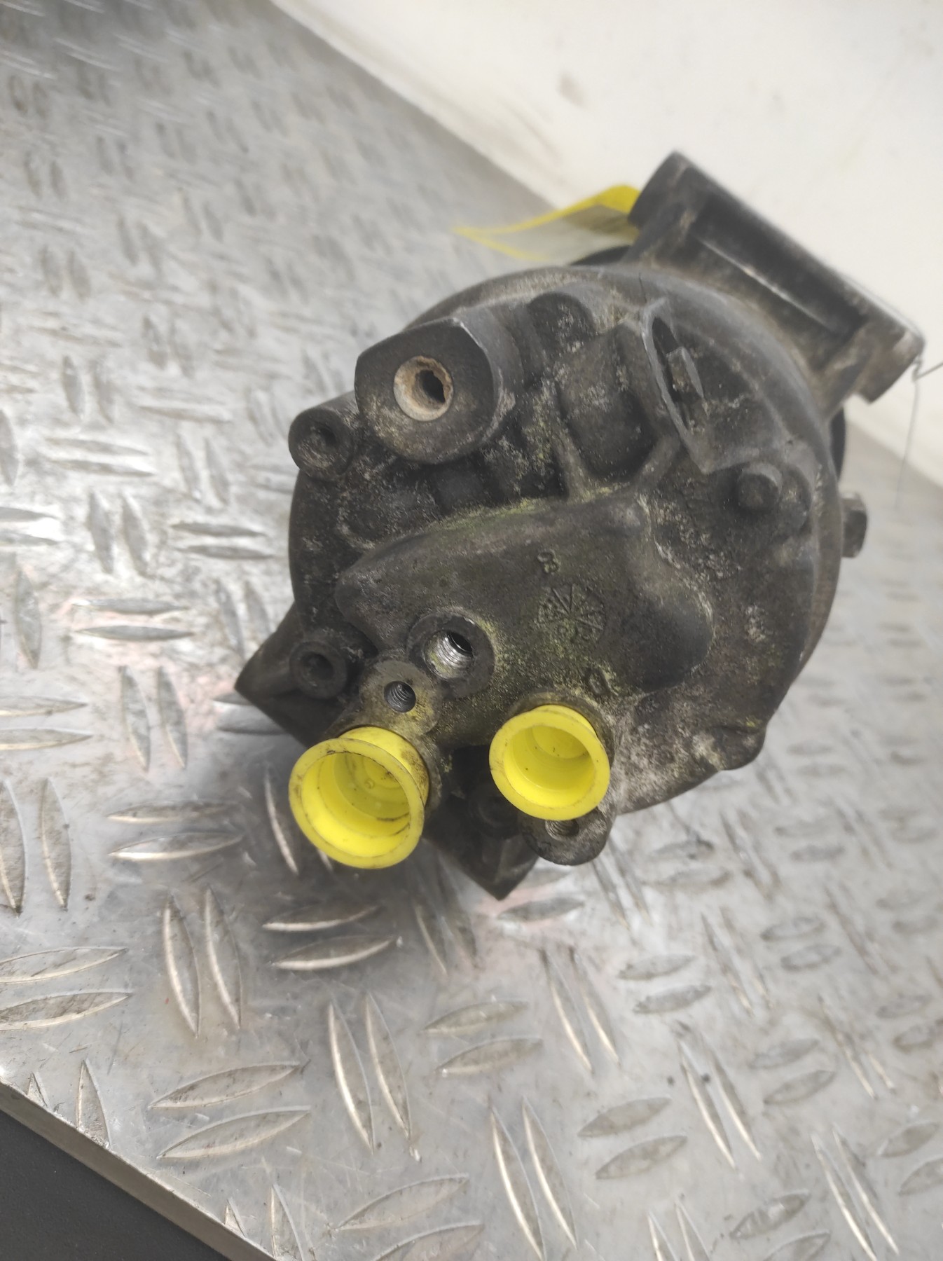 Compresseur clim RENAULT MEGANE 2 PHASE 1 – 8200309193