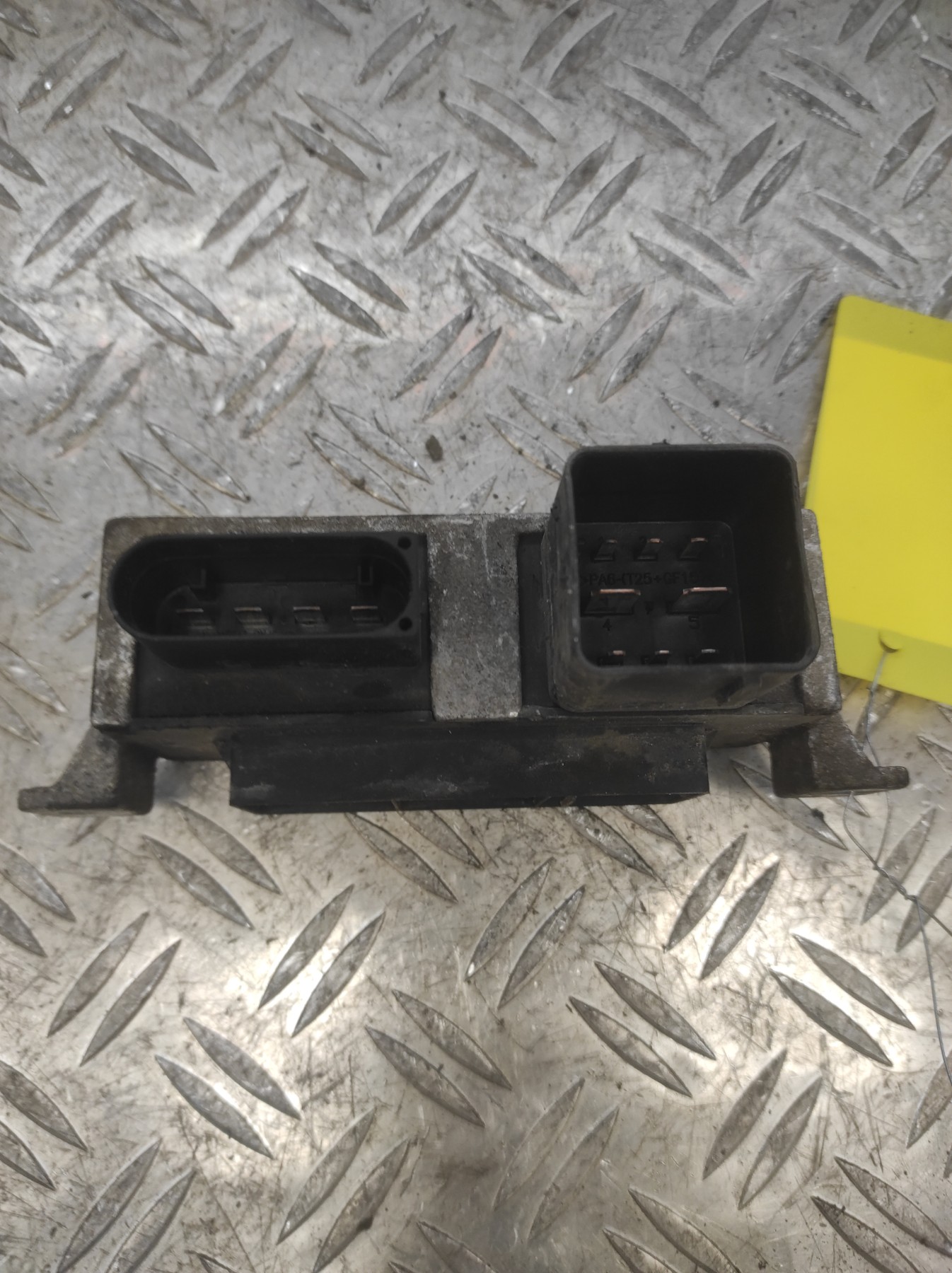 Boitier de prechauffage RENAULT KANGOO 2 PHASE 1 – 8200558438