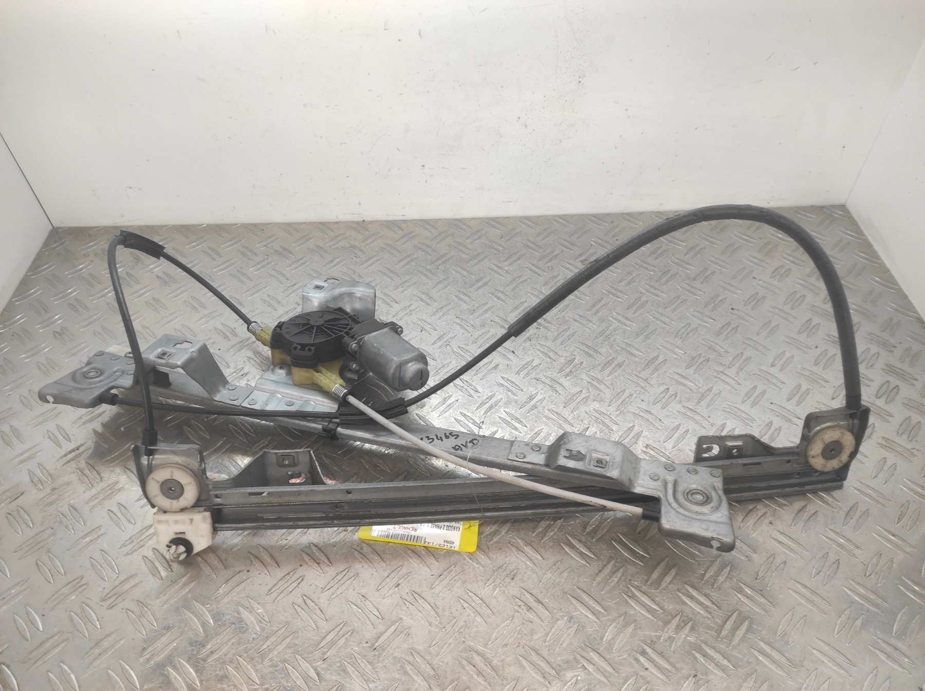 Leve vitre electrique avant droit RENAULT KANGOO 2 PHASE 1 – 402086A