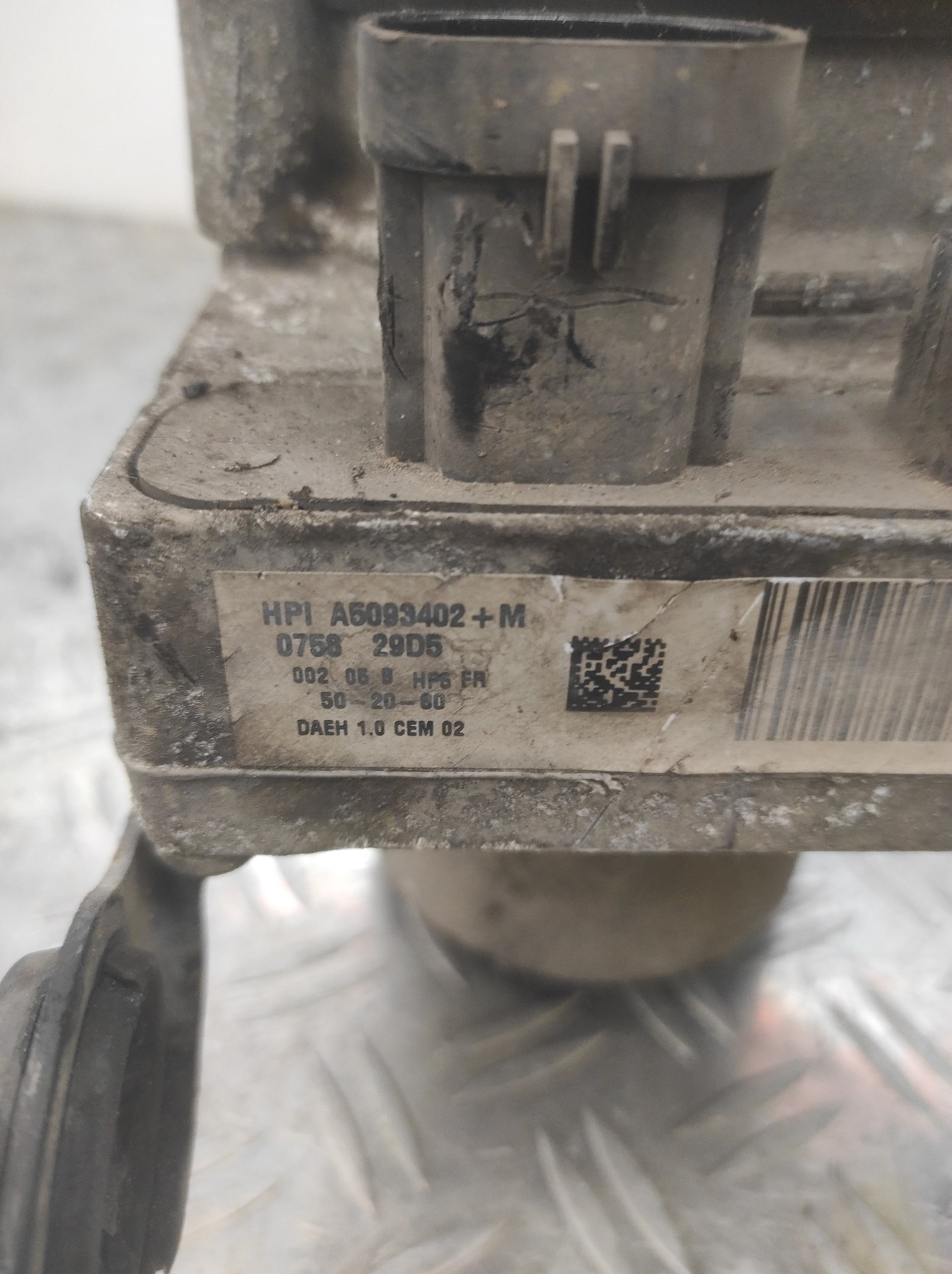 Pompe de direction PEUGEOT 307 PHASE 2 – 9654151080