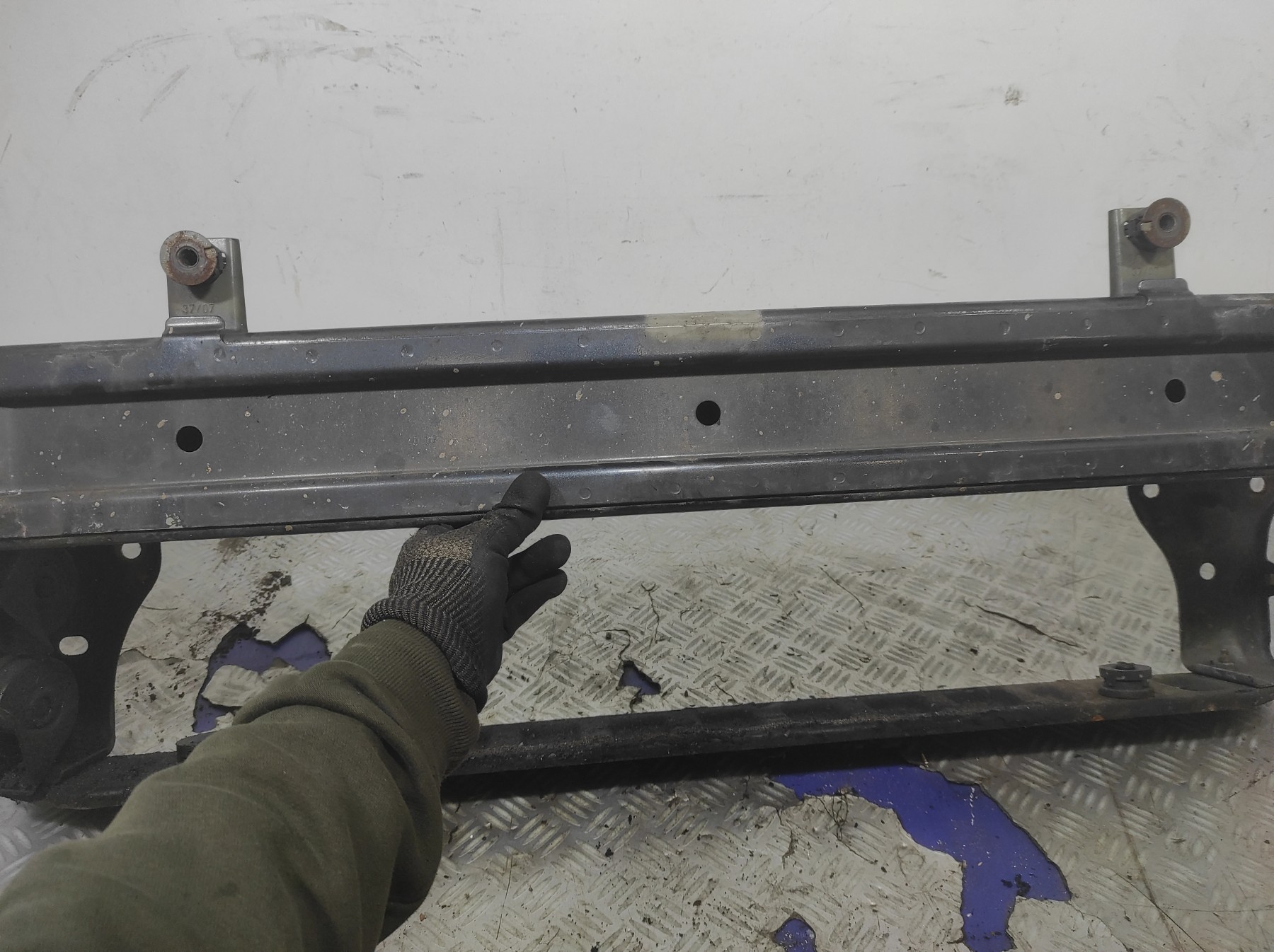 Renfort pare choc avant (traverse) FORD MONDEO 3 PHASE 1 BREAK – 1759667