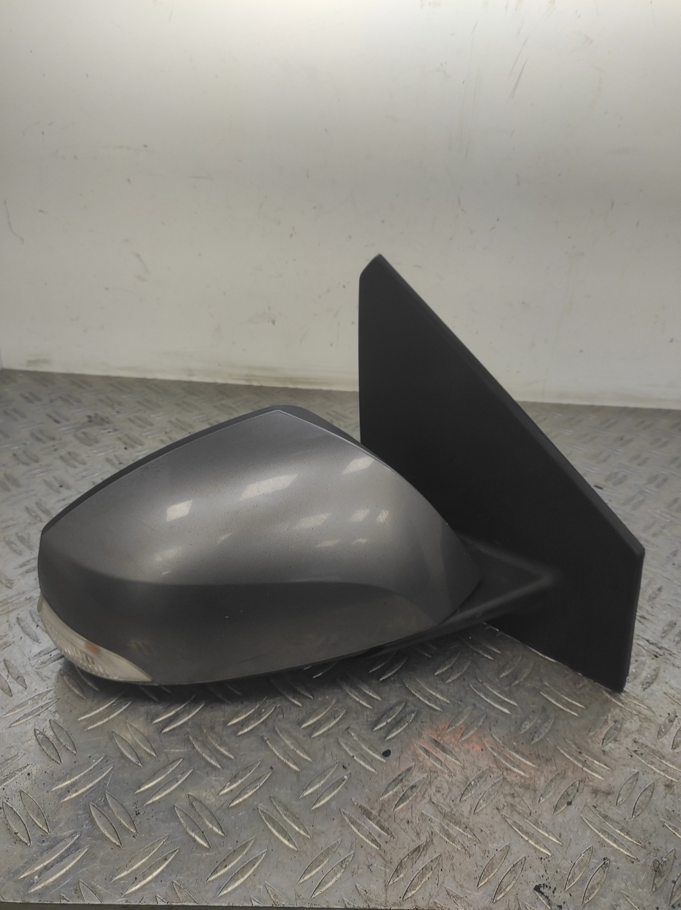 Retroviseur droit RENAULT MEGANE 3 PHASE 1 – 125523330