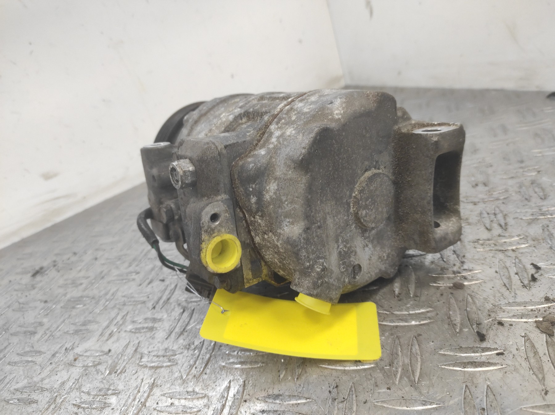 Compresseur clim CADILLAC STS 2 – 4472600050