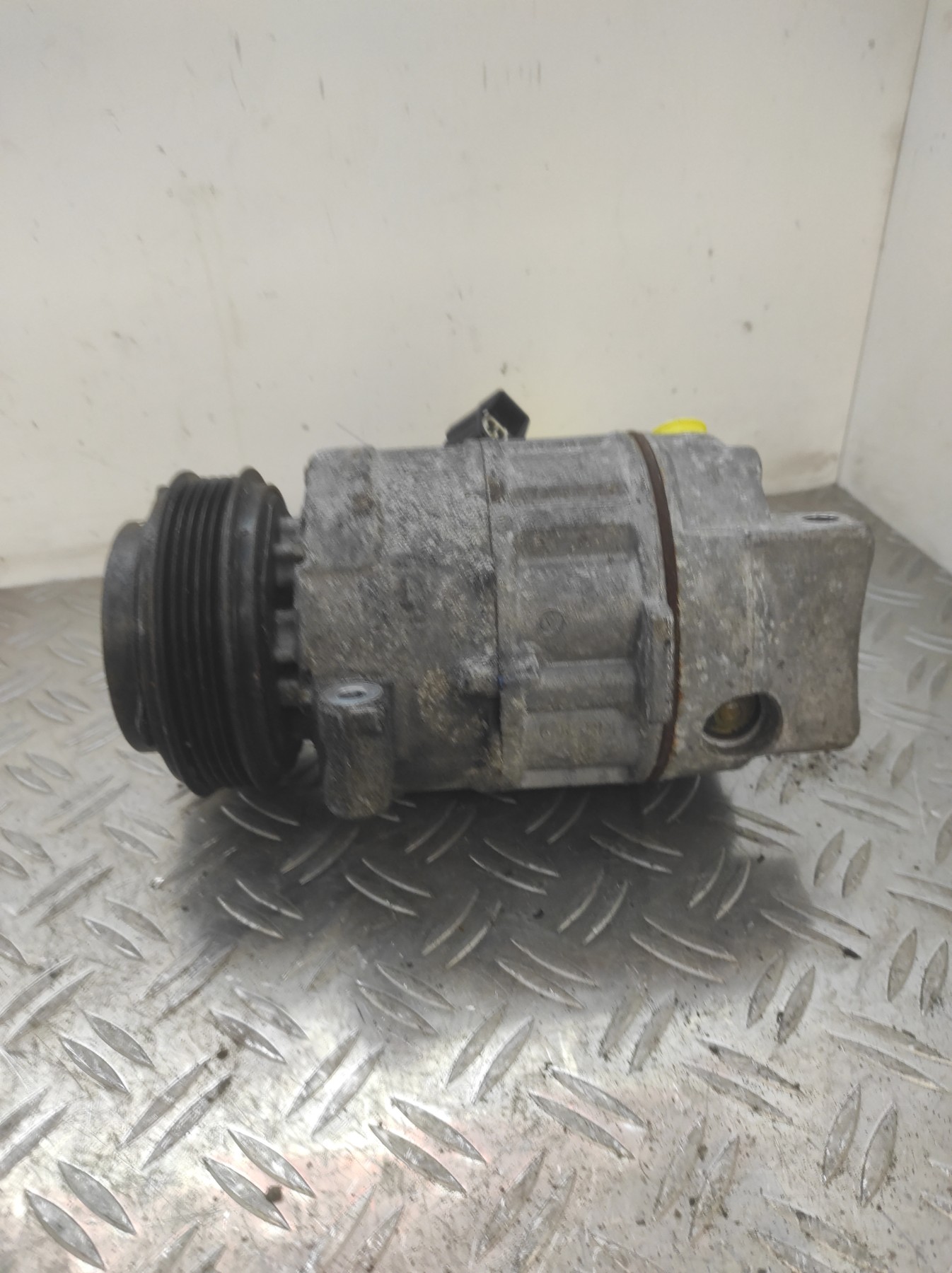 Compresseur clim CADILLAC STS 2 – 4472600050