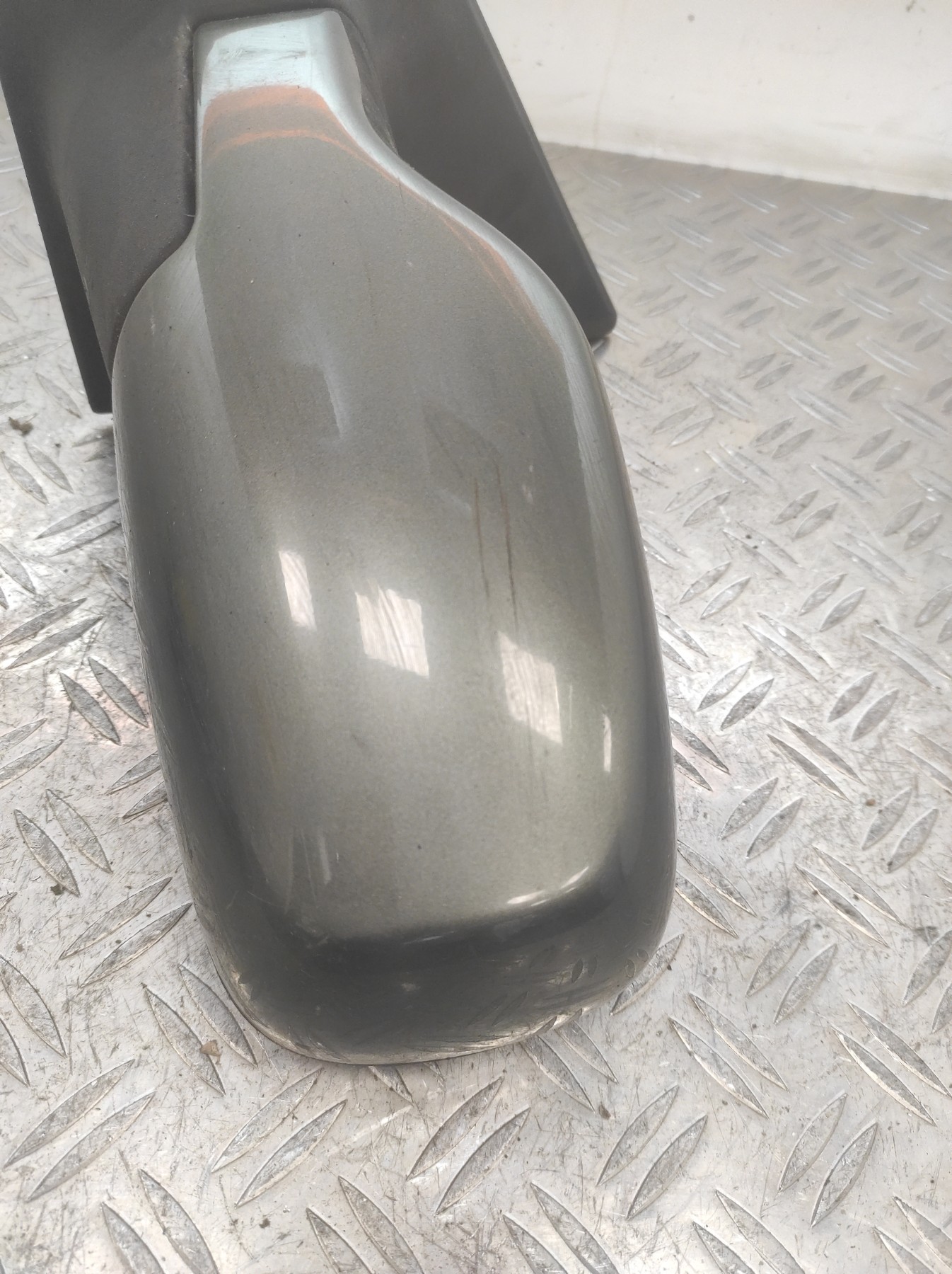 Retroviseur gauche RENAULT CLIO 3 PHASE 1 BREAK – 7701062099