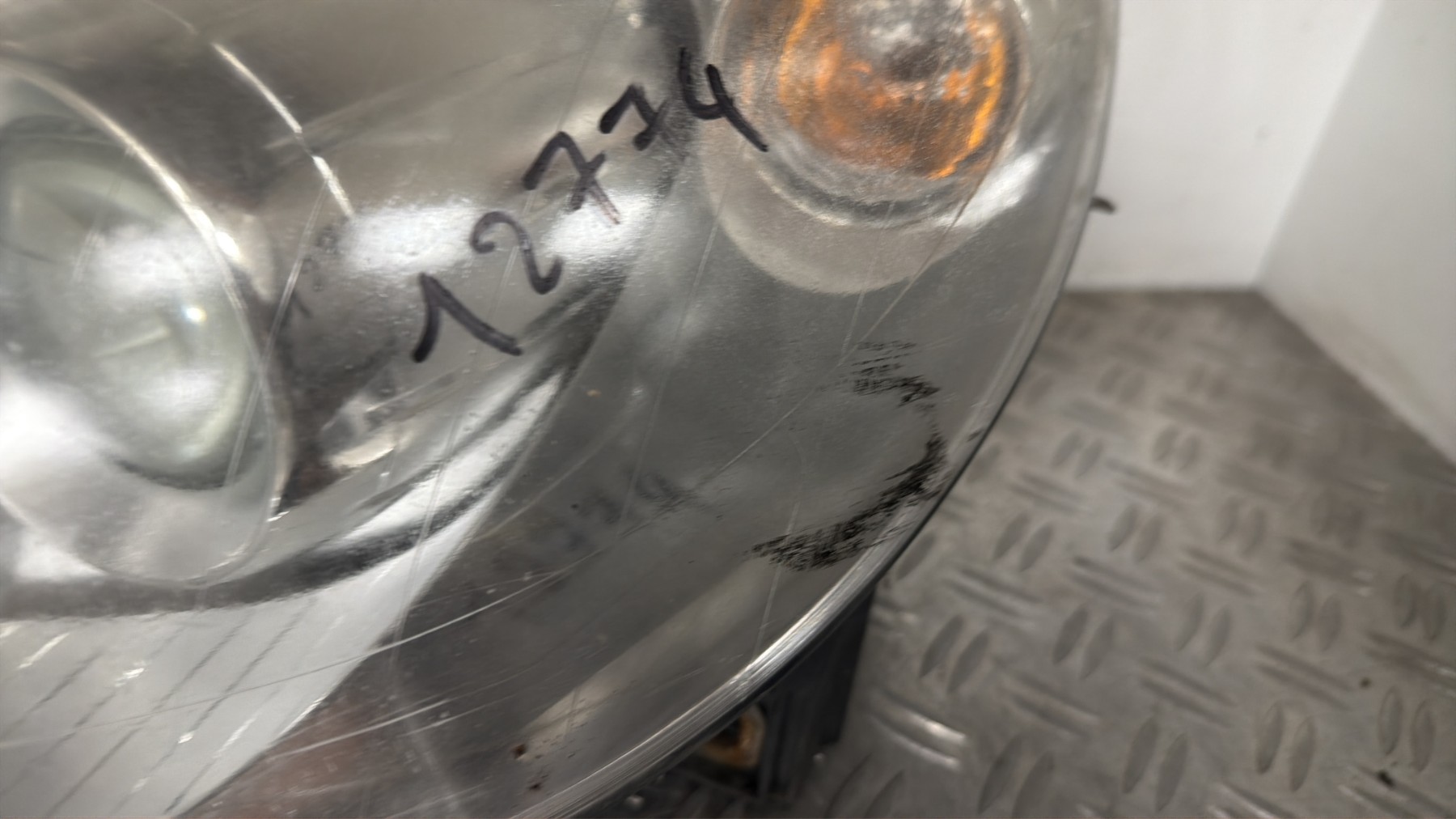 Optique avant principal gauche (feux)(phare) MERCEDES CLASSE B 245 PHASE 1 – A1698201761