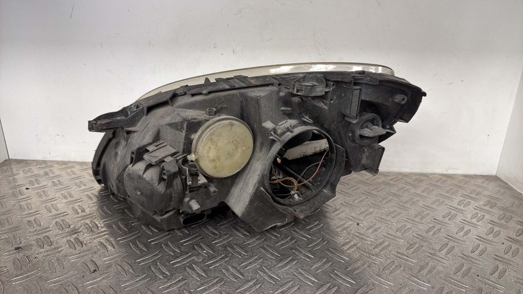 Optique avant principal droit (feux)(phare) MERCEDES CLASSE B 245 PHASE 1 – A1698201861