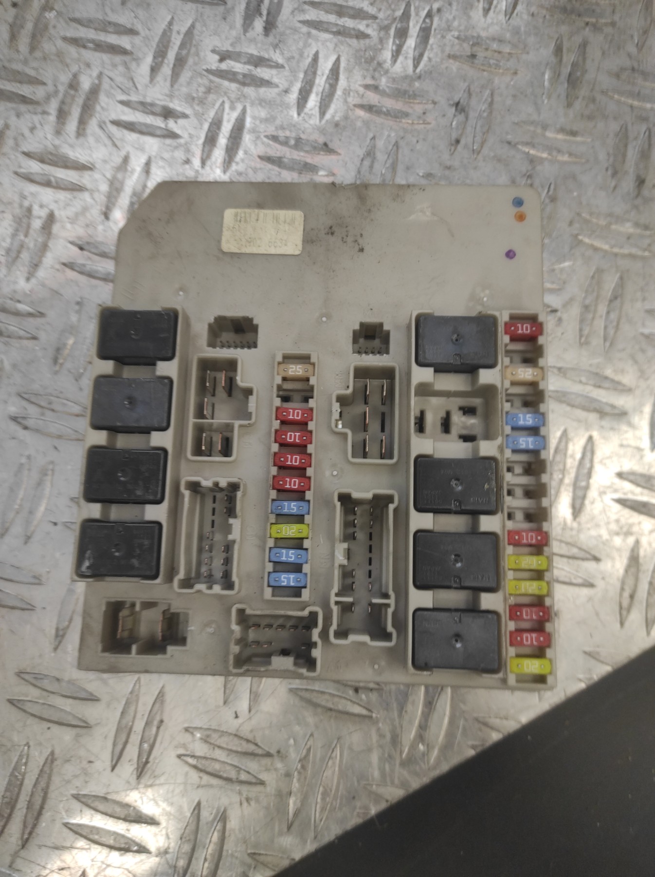 Boitier servitude moteur (BSM) RENAULT CLIO 3 PHASE 2 – 902663A