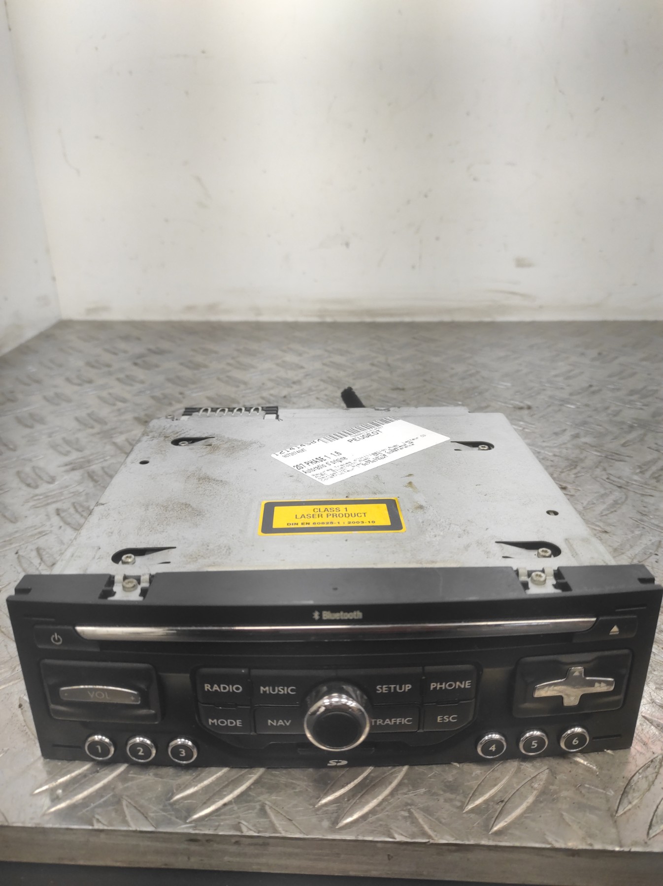 Autoradio d&rsquo;origine PEUGEOT 207 PHASE 1 – 96736746XT