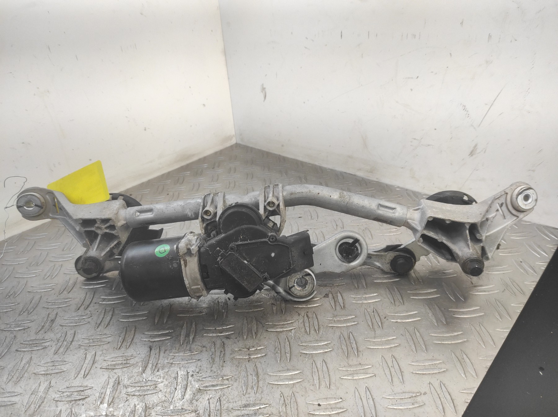 Moteur essuie glace avant NISSAN JUKE 1 PHASE 1 – W000011639