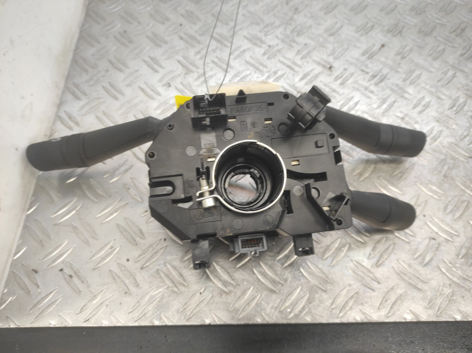 Com (Bloc Contacteur Tournant+Commodo Essuie Glace+Commodo Phare) FIAT PUNTO EVO 3 – 251626