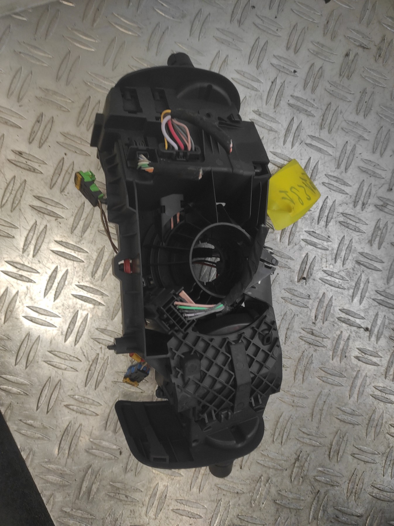 Com (Bloc Contacteur Tournant+Commodo Essuie Glace+Commodo Phare) RENAULT GRAND MODUS PHASE 2 – 8200627602