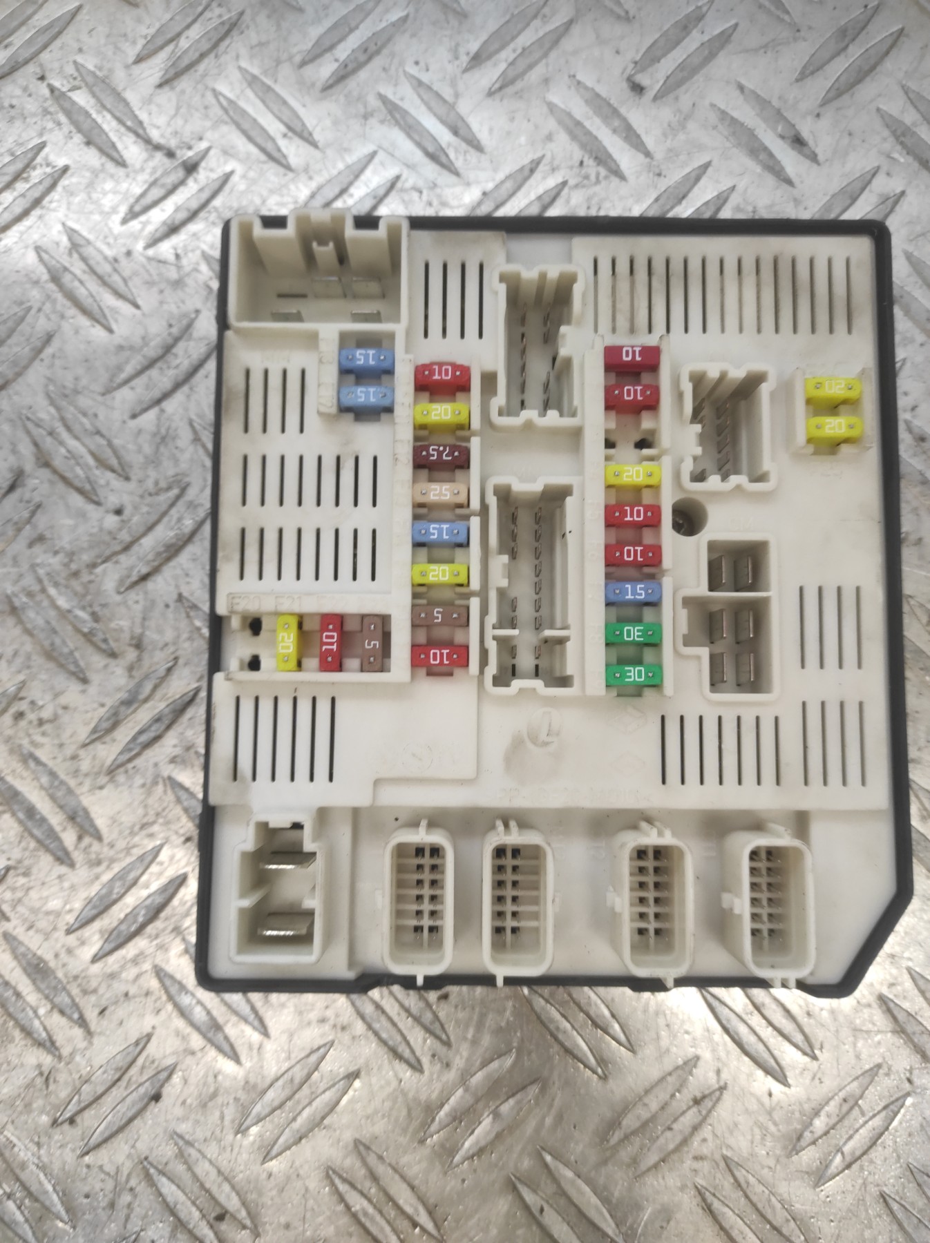 Boitier USM RENAULT MEGANE 3 PHASE 1 – 284B61871R