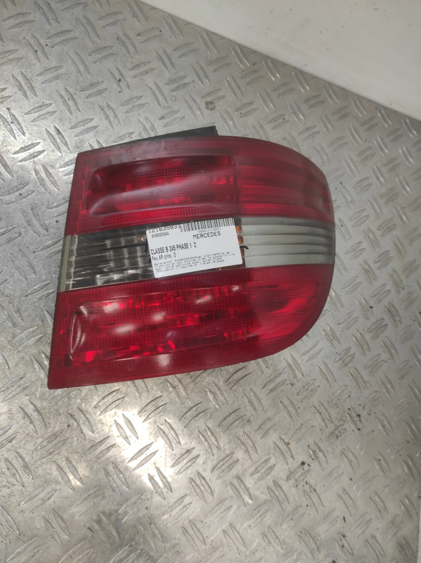 Feu arriere principal droit (feux) MERCEDES CLASSE B 245 PHASE 1 – A1696202464