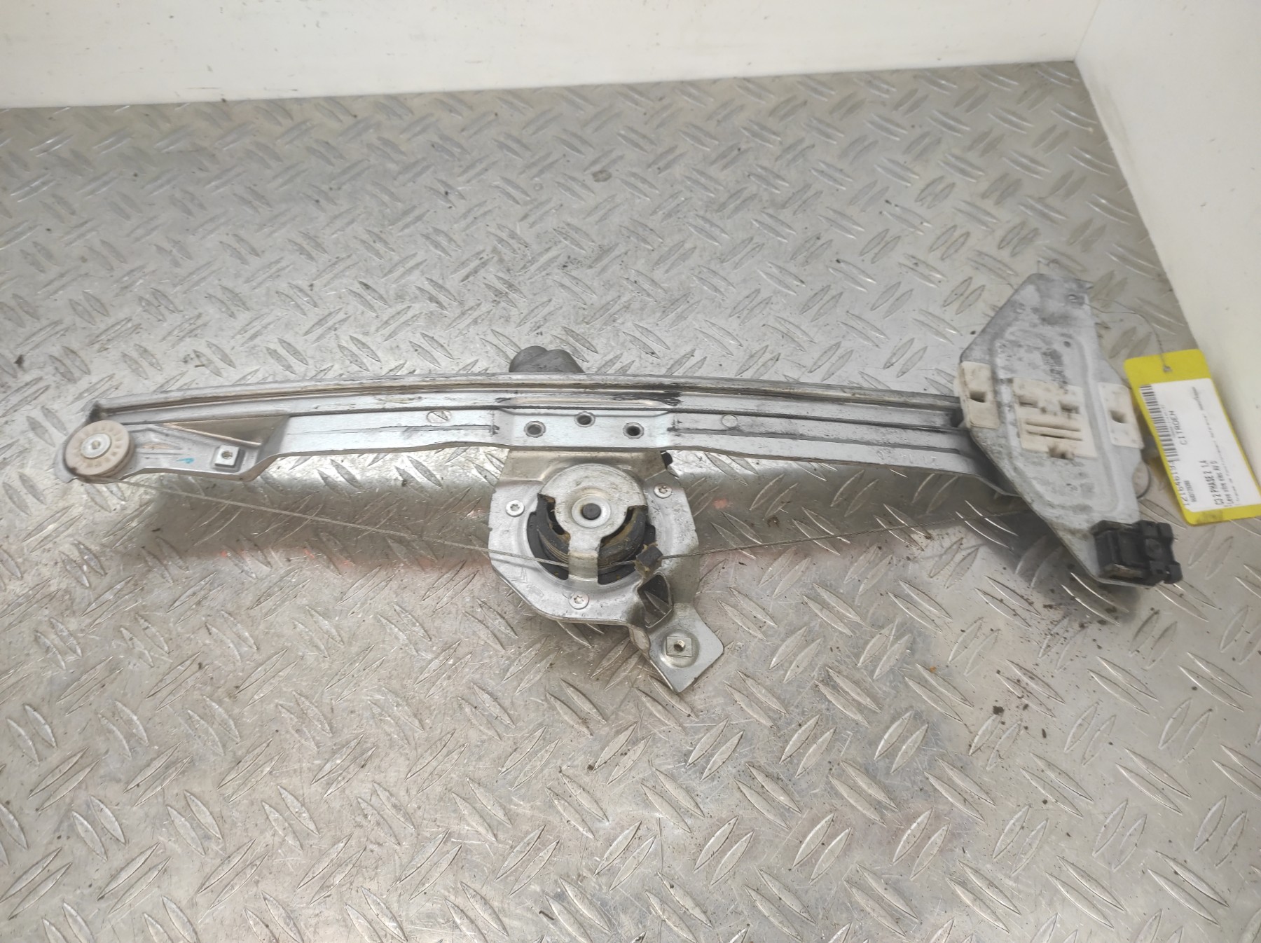 Leve vitre electrique avant droit CITROEN C3 2 PHASE 2 – 9683129380