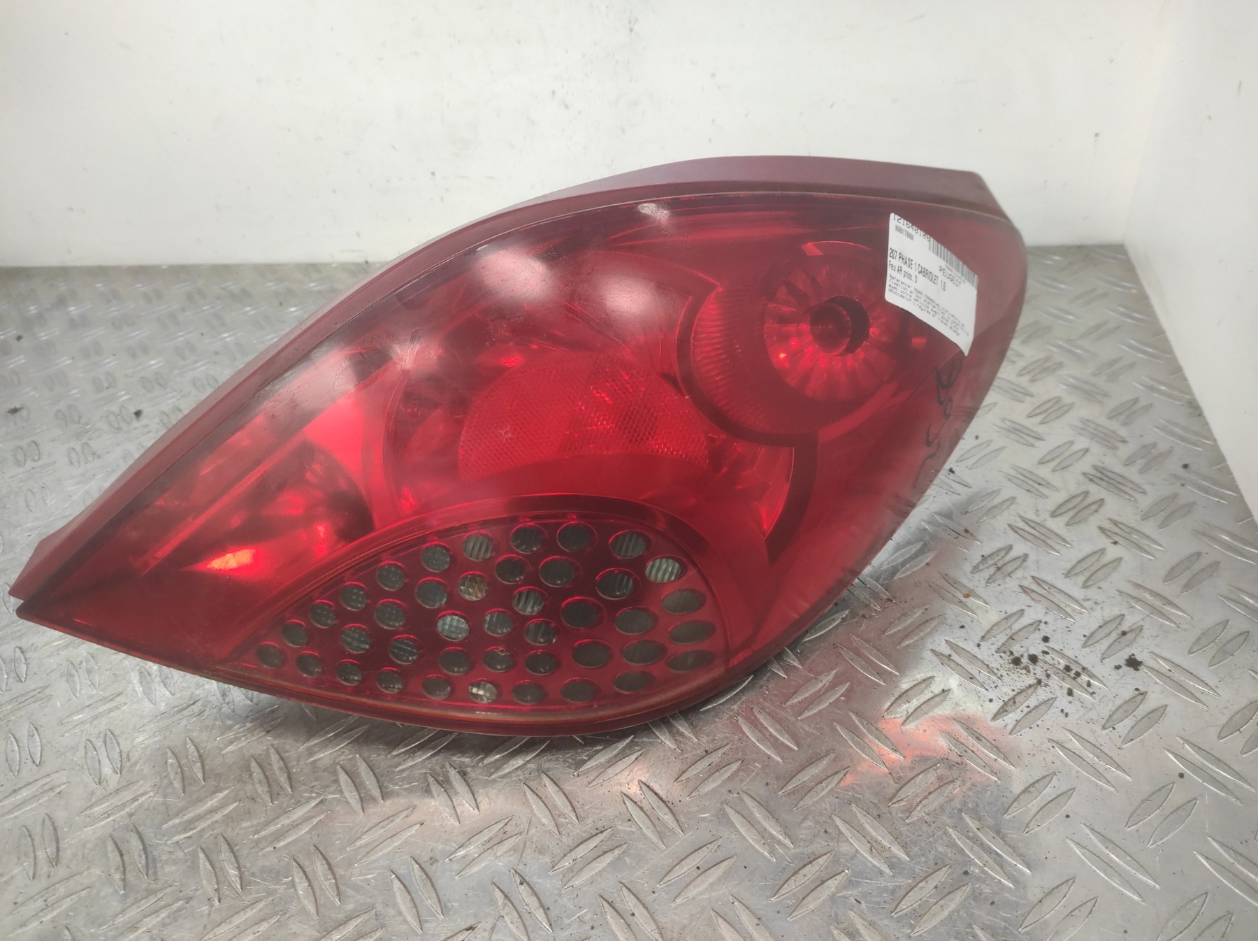Feu arriere principal droit (feux) PEUGEOT 207 PHASE 1 CABRIOLET – 9680179080