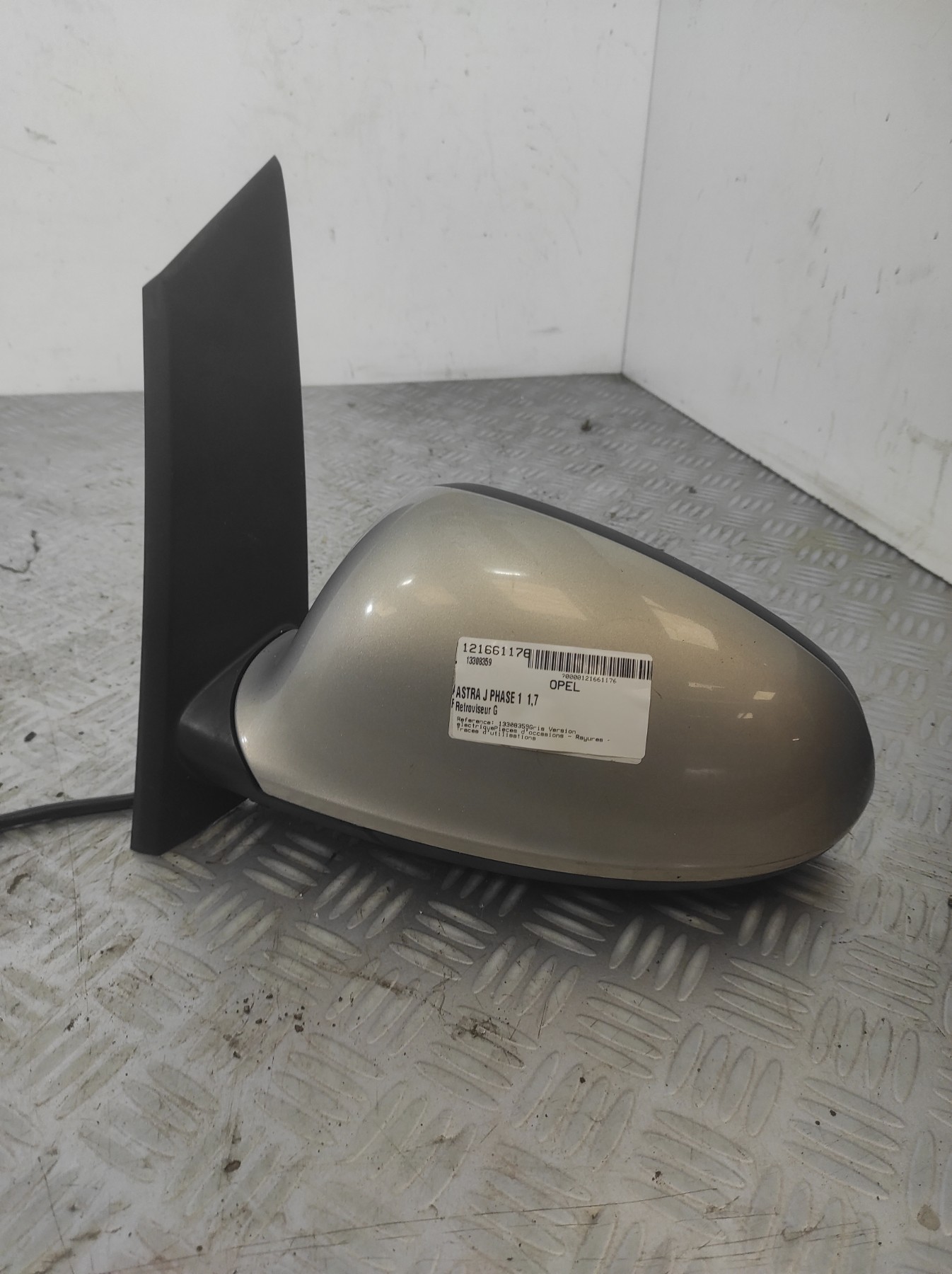 Retroviseur gauche OPEL ASTRA J PHASE 1 – 13308359